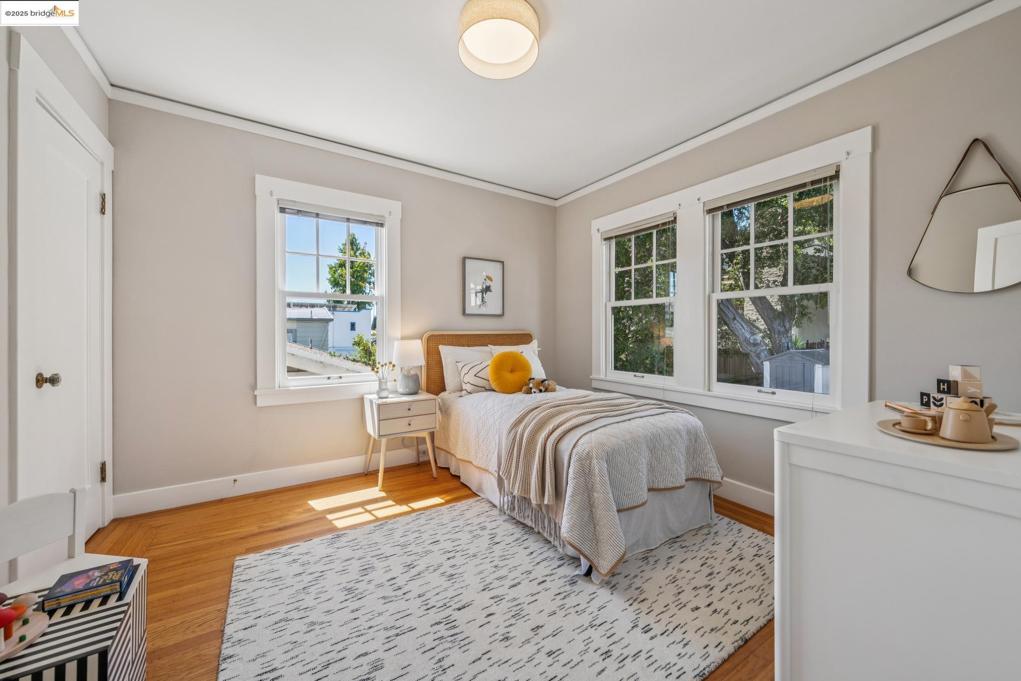 Detail Gallery Image 23 of 44 For 749 Mckinley Ave, Oakland,  CA 94610 - 4 Beds | 1 Baths