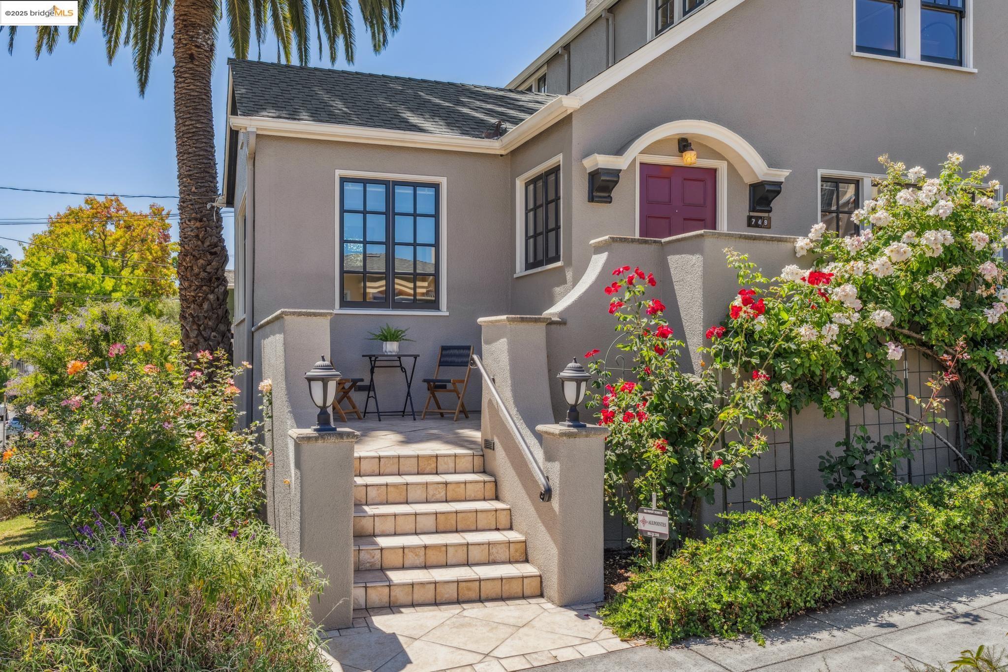 Detail Gallery Image 4 of 44 For 749 Mckinley Ave, Oakland,  CA 94610 - 4 Beds | 1 Baths