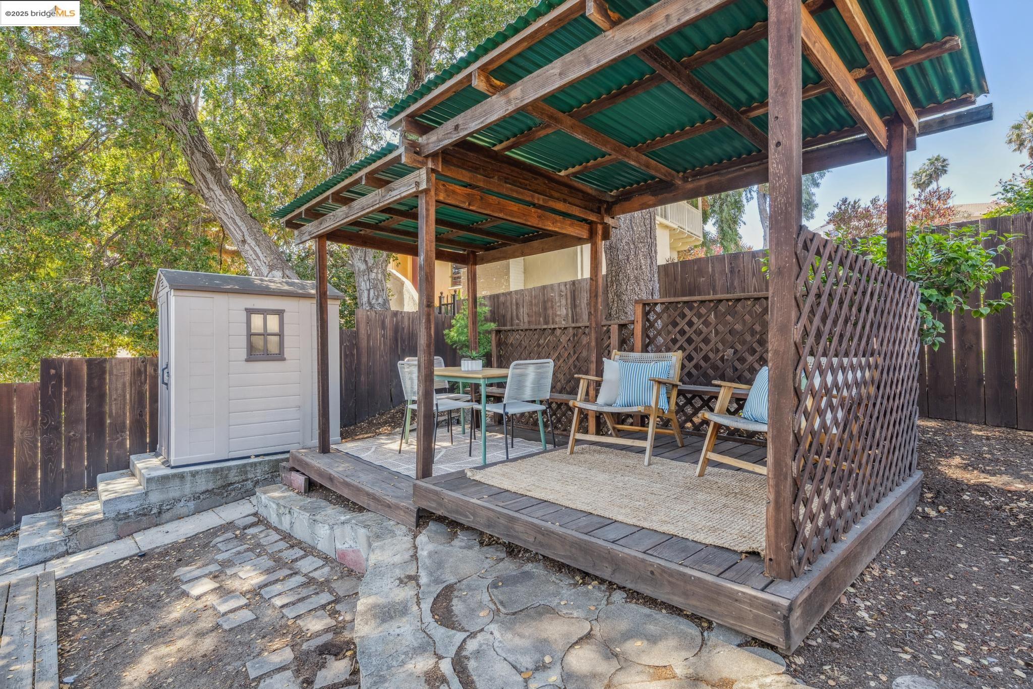 Detail Gallery Image 42 of 44 For 749 Mckinley Ave, Oakland,  CA 94610 - 4 Beds | 1 Baths