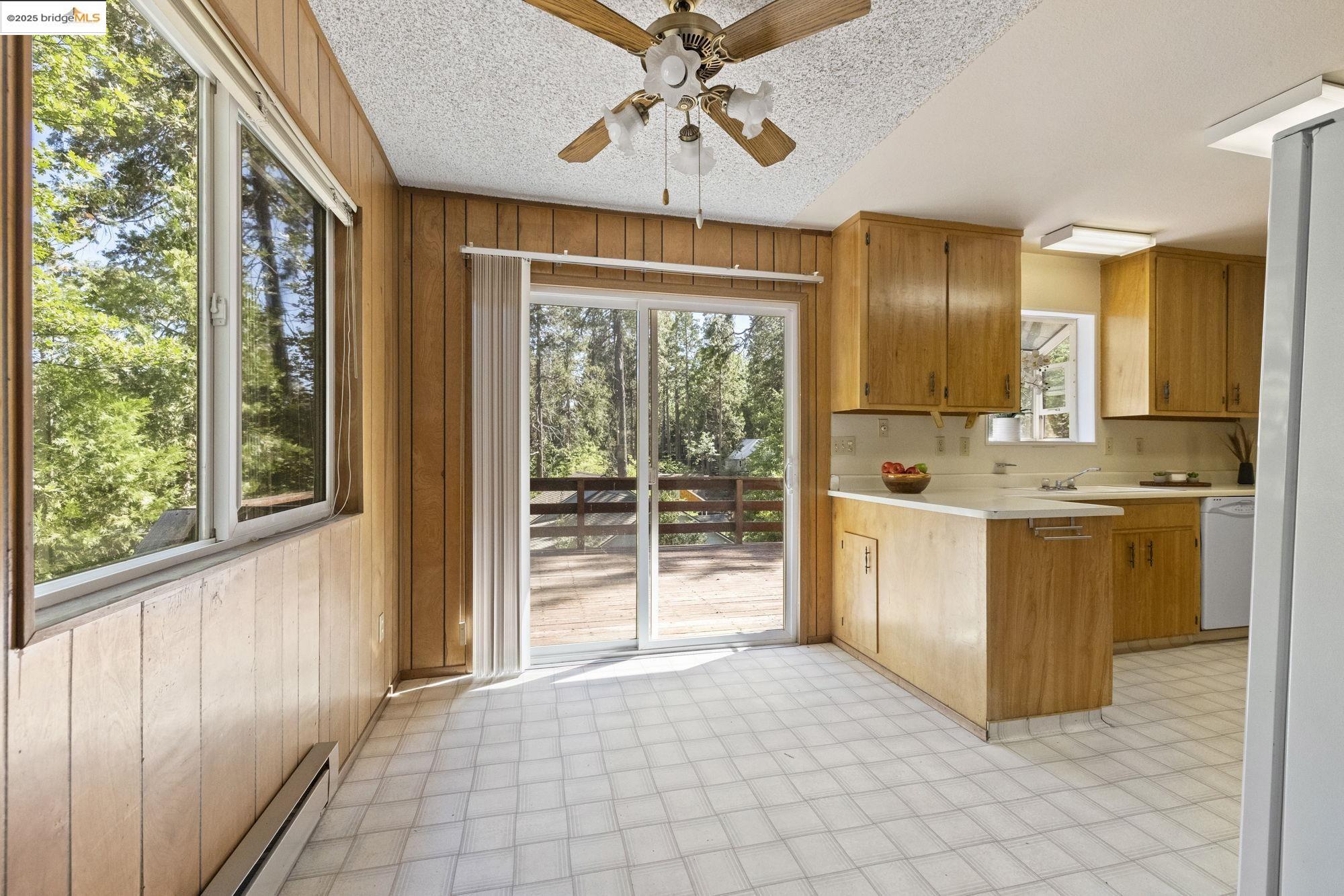 Detail Gallery Image 10 of 50 For 22856 Miners Ave, Twain Harte,  CA 95383 - 2 Beds | 2 Baths