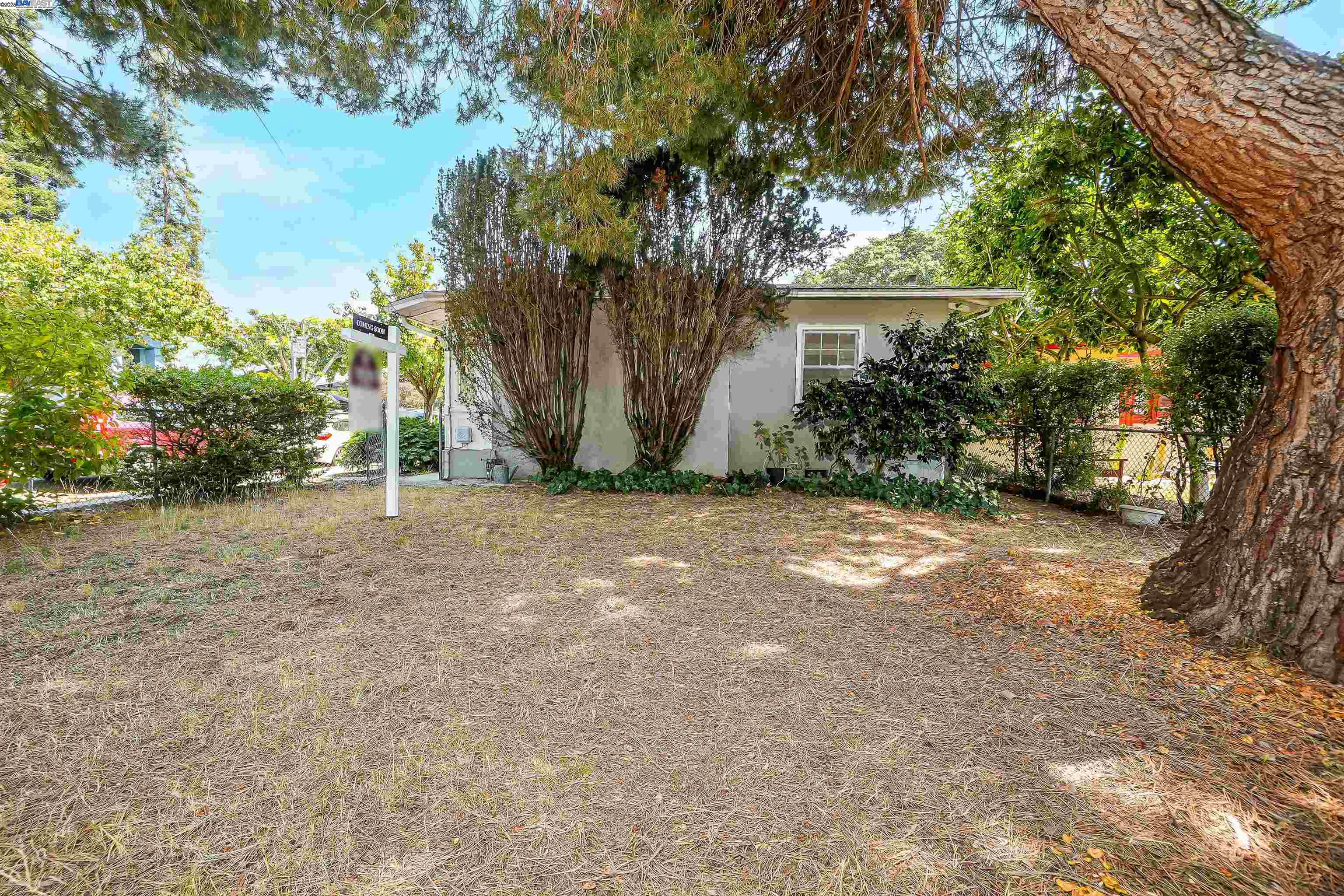 Detail Gallery Image 32 of 48 For 57 Entrada Ave, Oakland,  CA 94611 - 3 Beds | 1 Baths