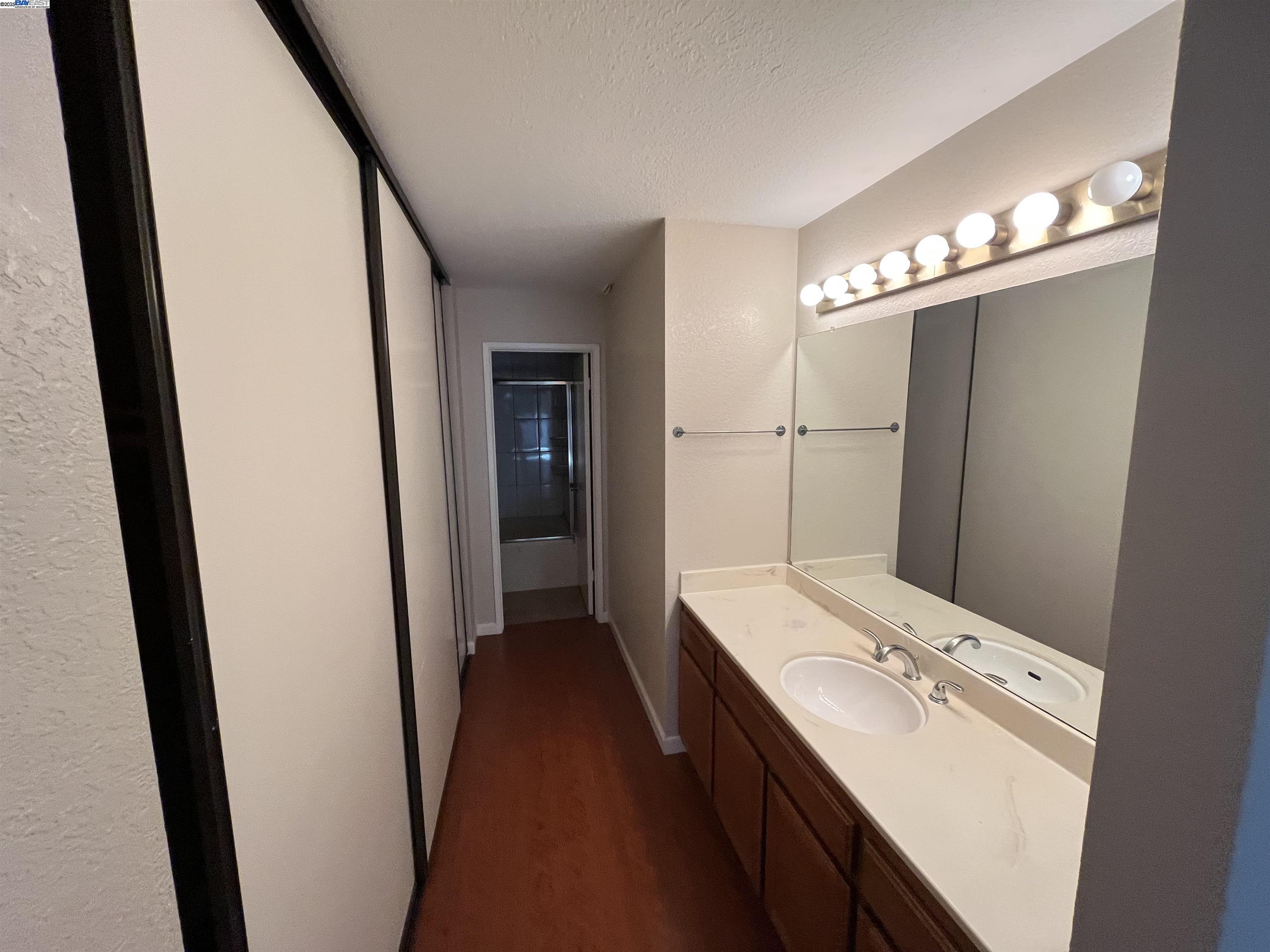 Detail Gallery Image 6 of 10 For 38806 Stillwater Cmn, Fremont,  CA 94536 - 2 Beds | 2 Baths