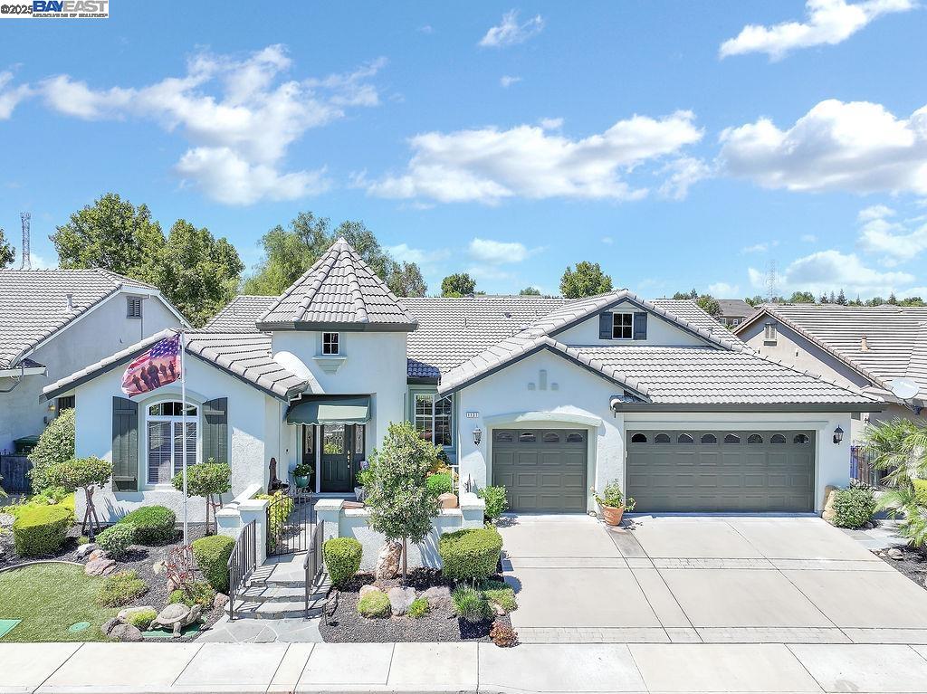 Detail Gallery Image 1 of 45 For 1131 Burghley Ln, Brentwood,  CA 94513 - 2 Beds | 2/1 Baths