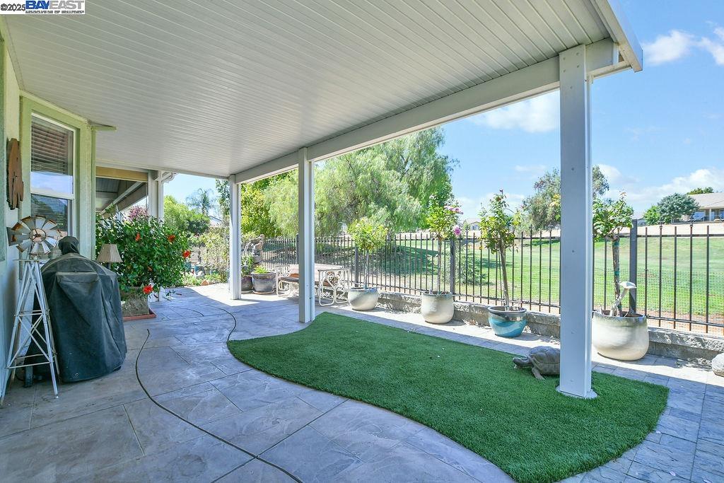 Detail Gallery Image 38 of 45 For 1131 Burghley Ln, Brentwood,  CA 94513 - 2 Beds | 2/1 Baths