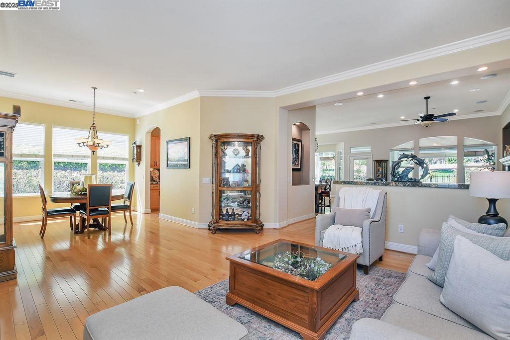 Detail Gallery Image 8 of 45 For 1131 Burghley Ln, Brentwood,  CA 94513 - 2 Beds | 2/1 Baths