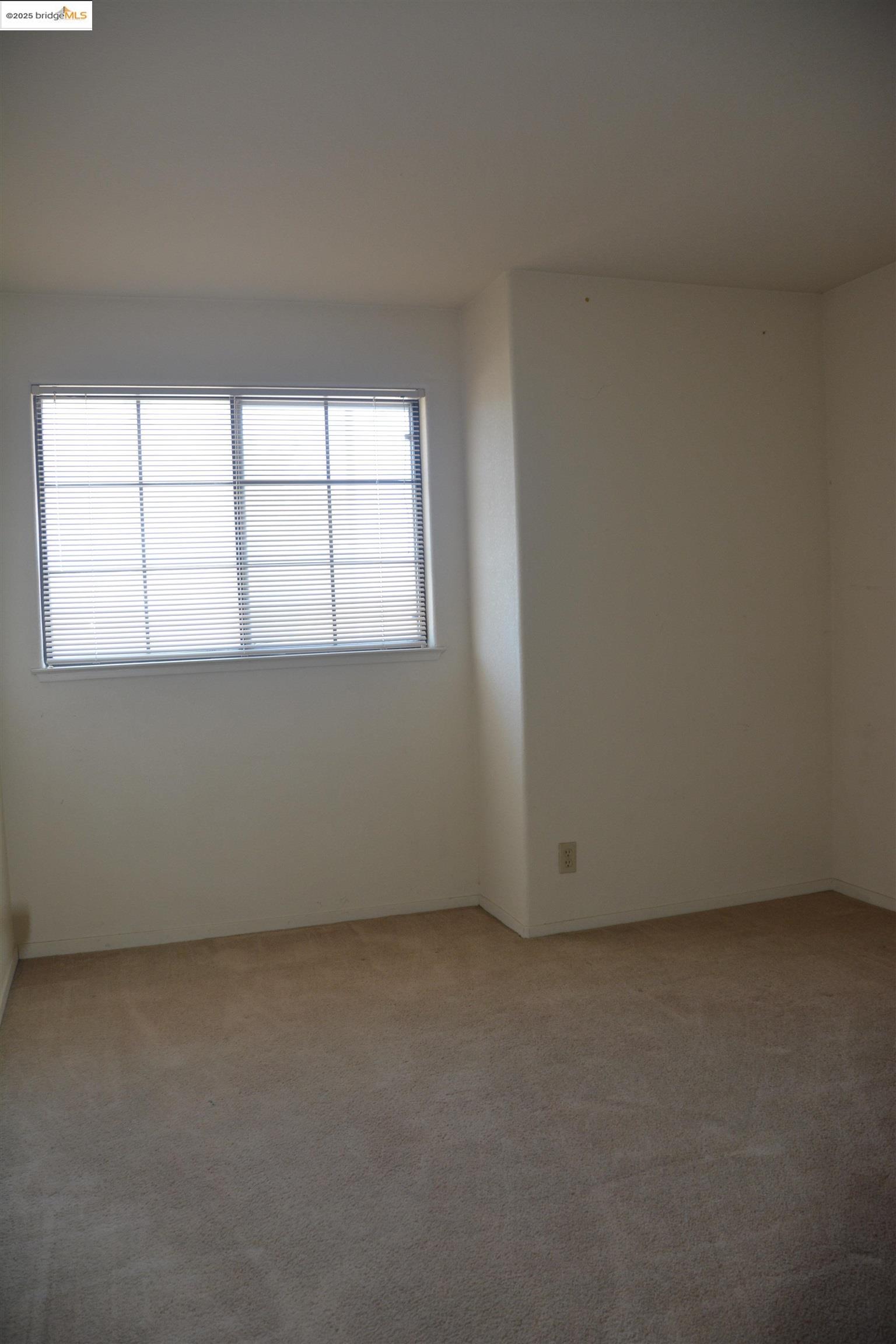 Detail Gallery Image 34 of 50 For 1018 Snowgoose Ln, Manteca,  CA 95337 - 4 Beds | 2/1 Baths