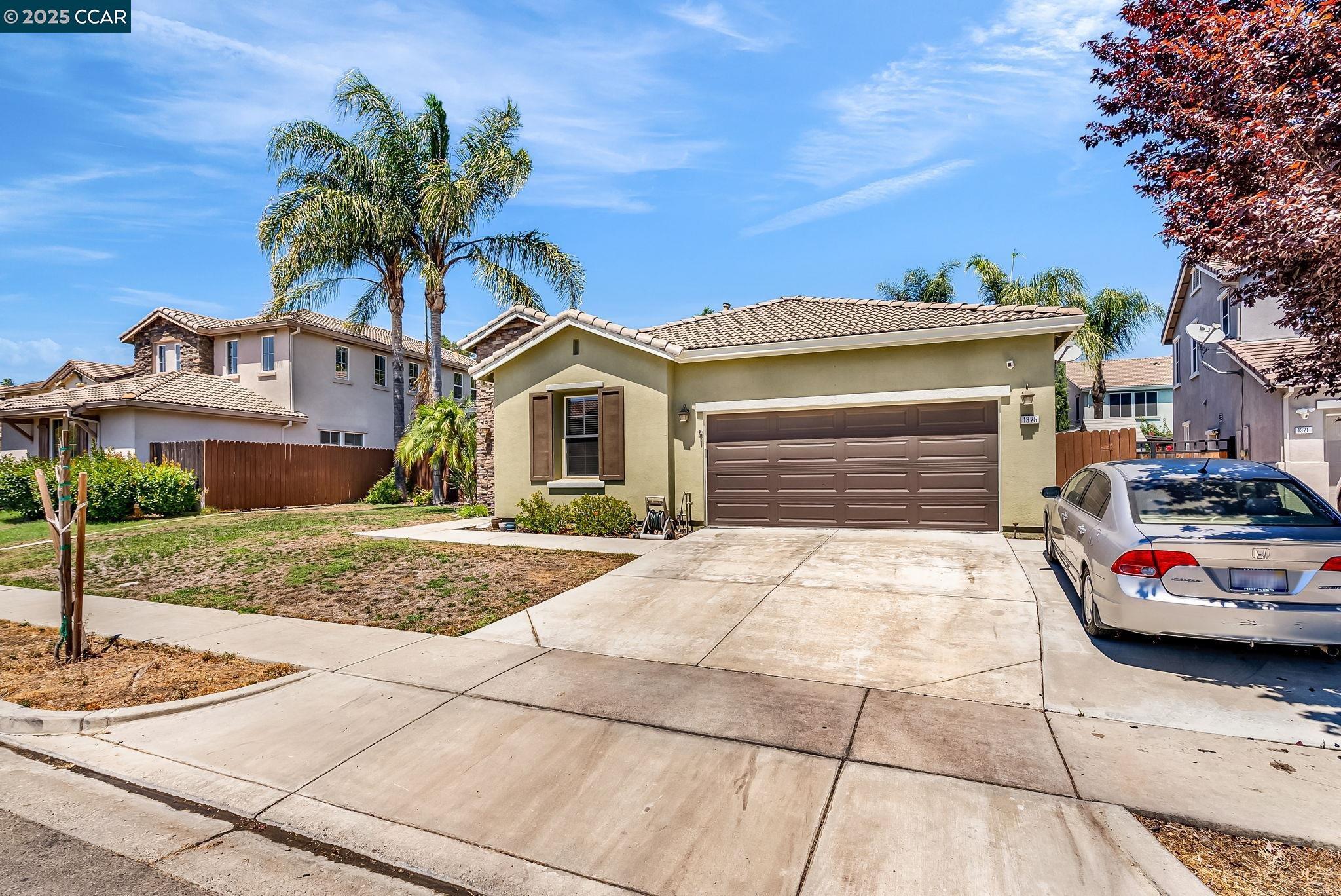 Detail Gallery Image 3 of 60 For 1325 Beaver Creek Dr, Patterson,  CA 95363 - 4 Beds | 3 Baths