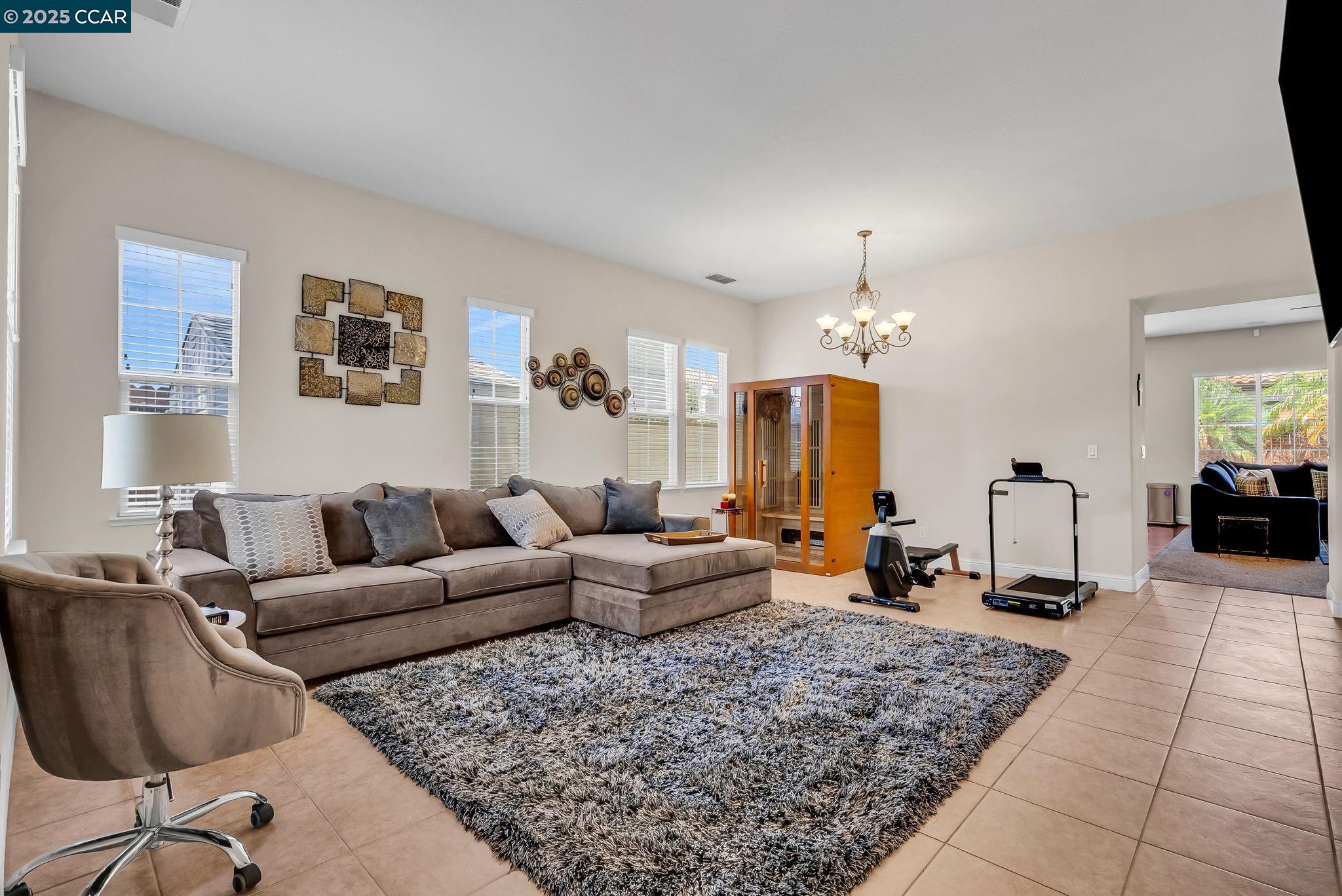 Detail Gallery Image 9 of 60 For 1325 Beaver Creek Dr, Patterson,  CA 95363 - 4 Beds | 3 Baths