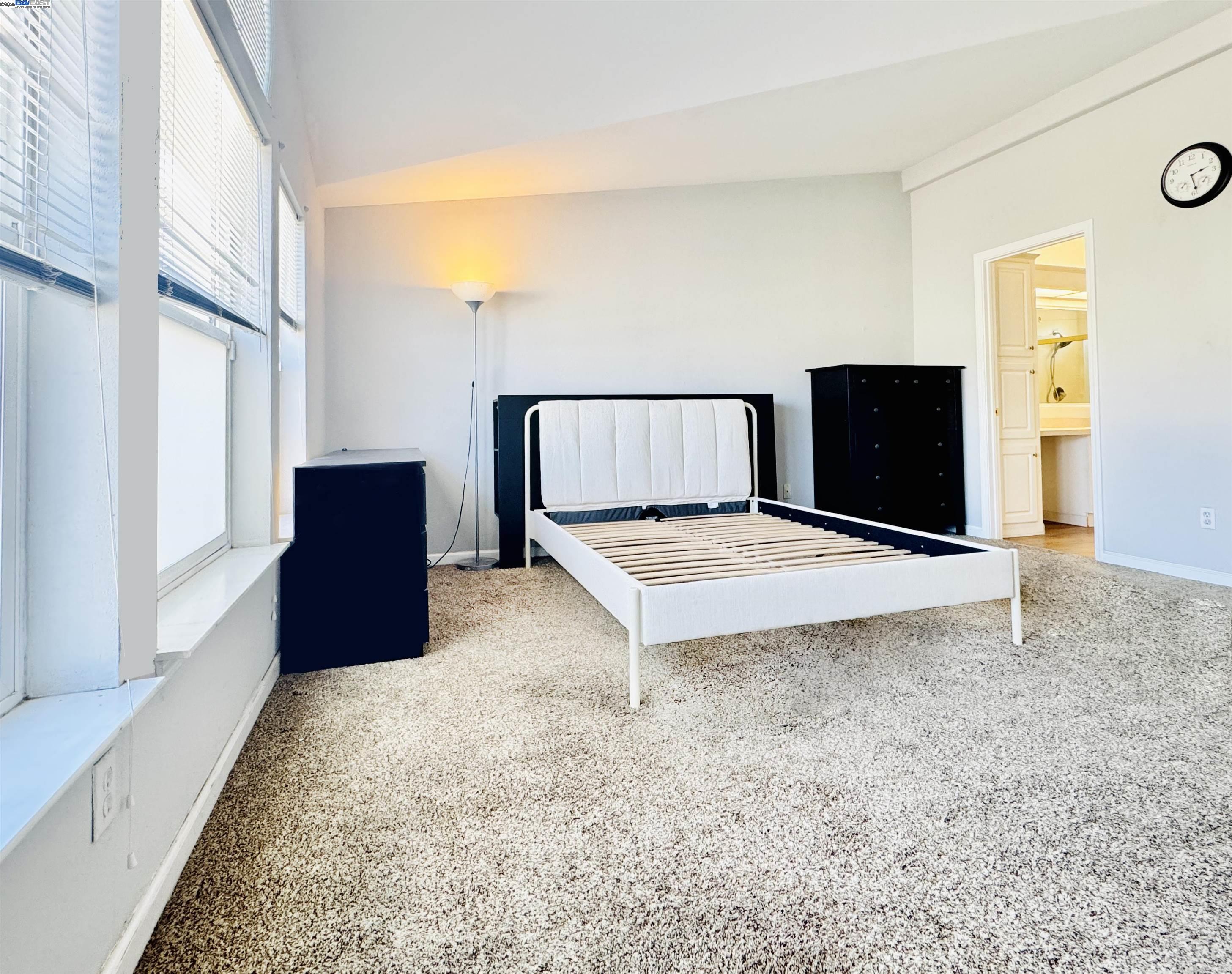Detail Gallery Image 7 of 18 For 1225 Vienna Dr #604,  Sunnyvale,  CA 94089 - 4 Beds | 2 Baths