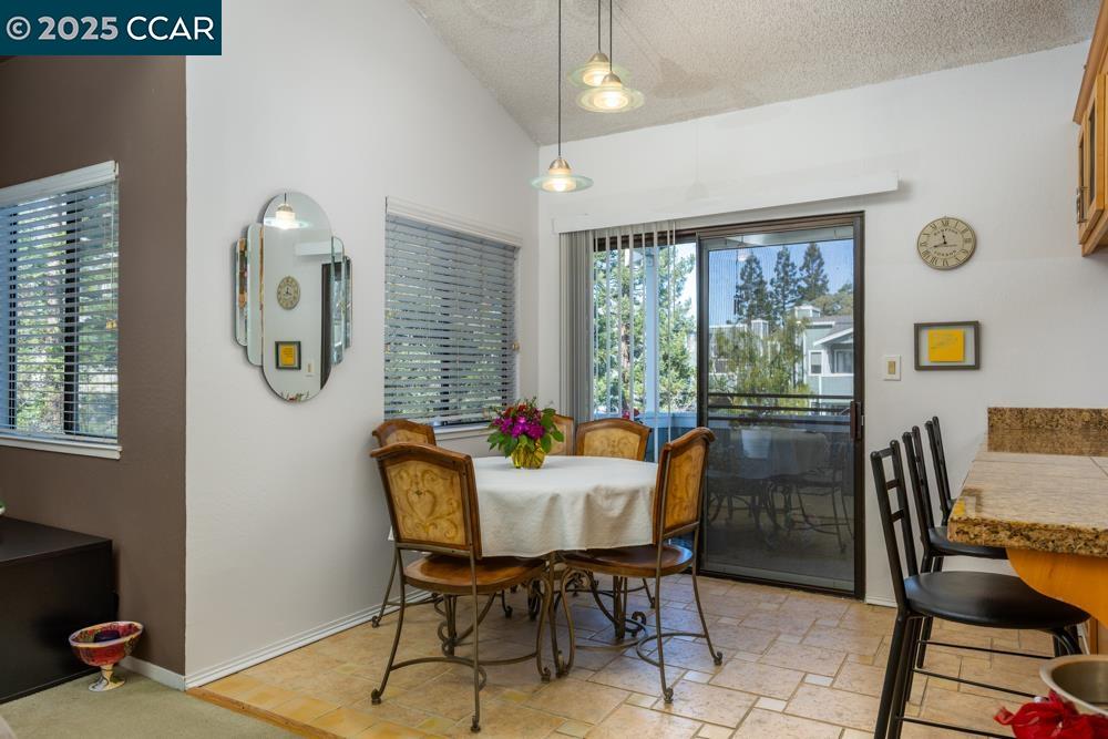 Photo #5: 41107204 Listing 