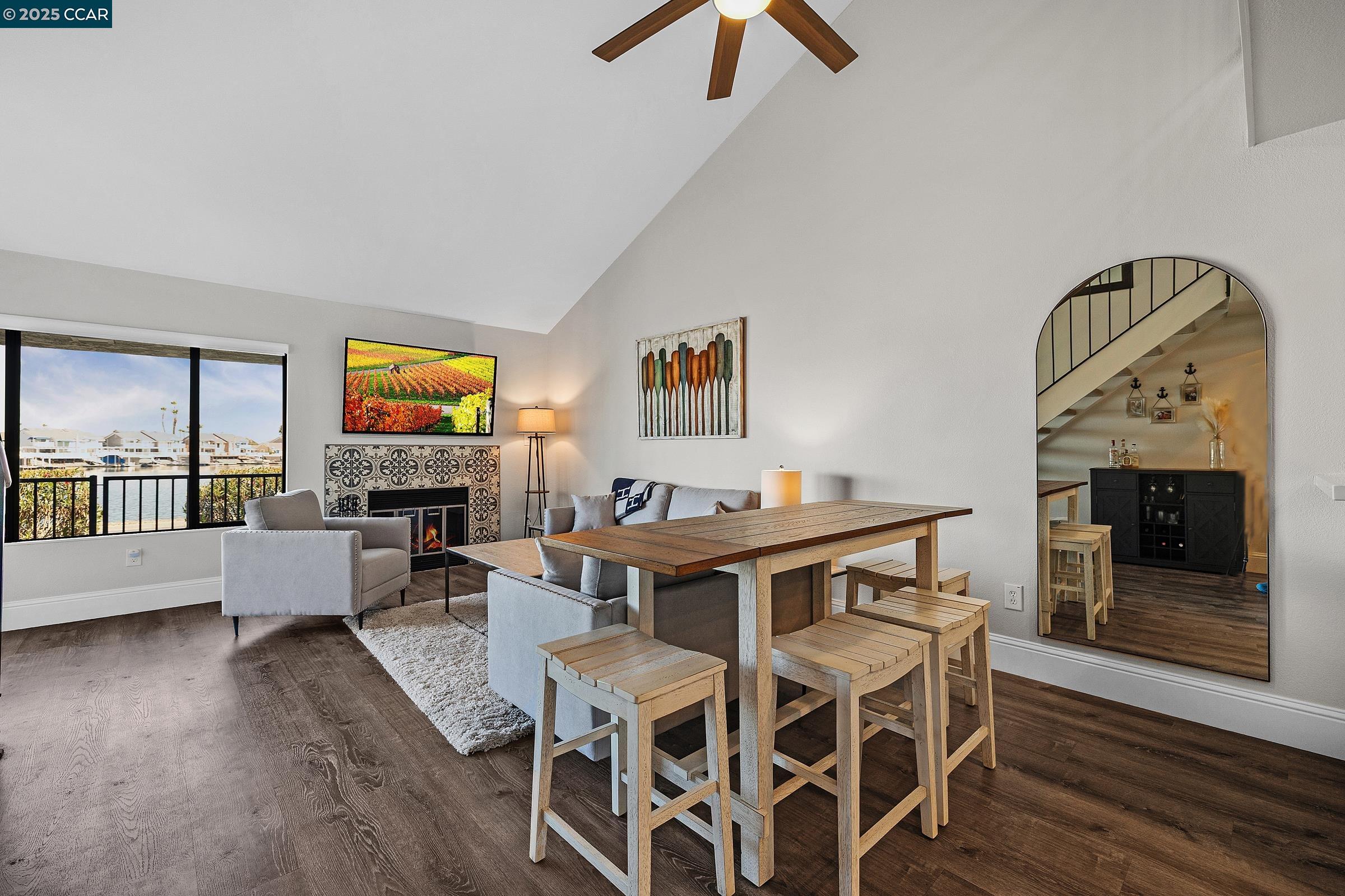 Detail Gallery Image 3 of 51 For 5727 Cutter Loop, Discovery Bay,  CA 94505 - 2 Beds | 2 Baths