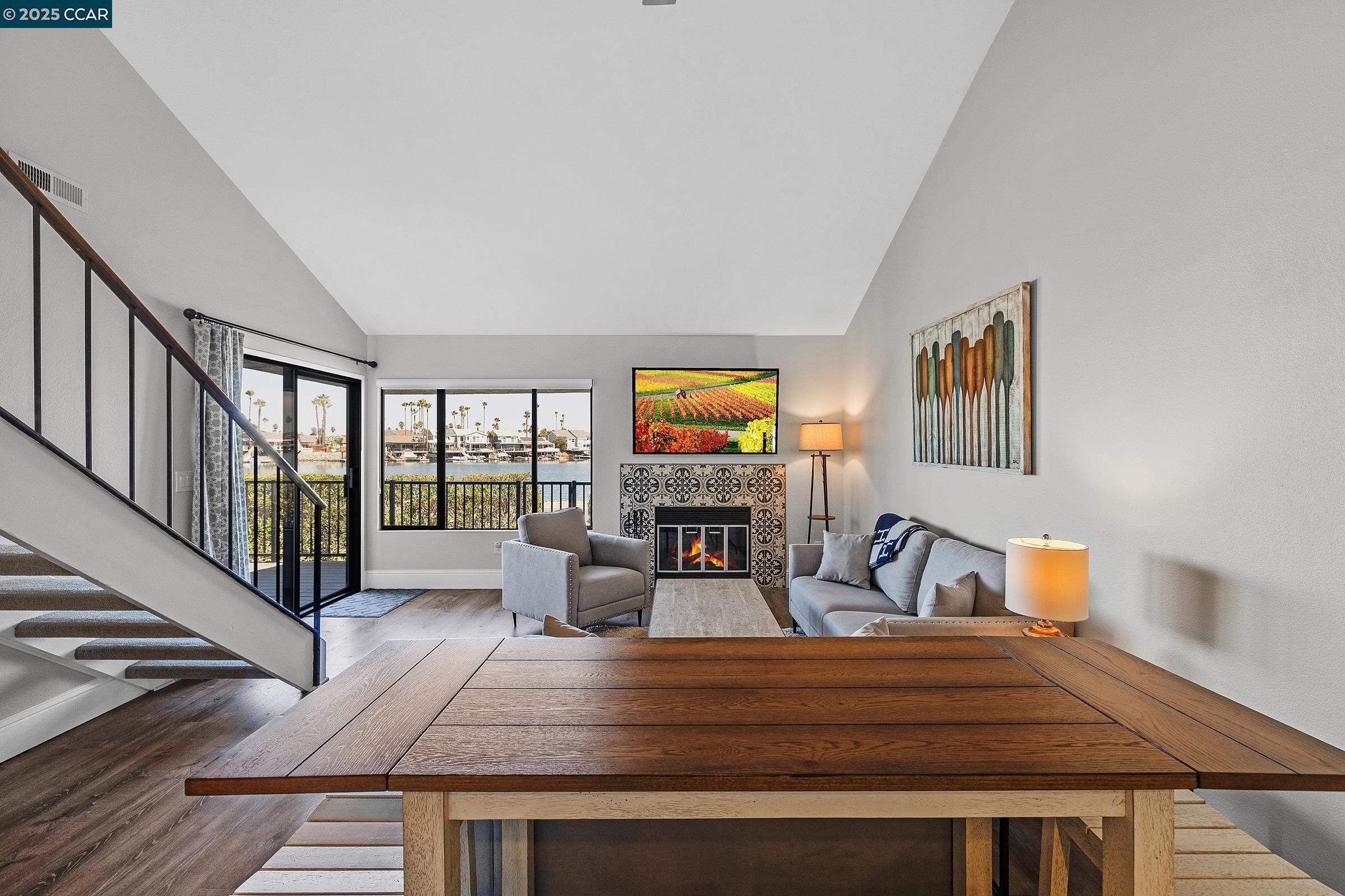 Detail Gallery Image 4 of 51 For 5727 Cutter Loop, Discovery Bay,  CA 94505 - 2 Beds | 2 Baths