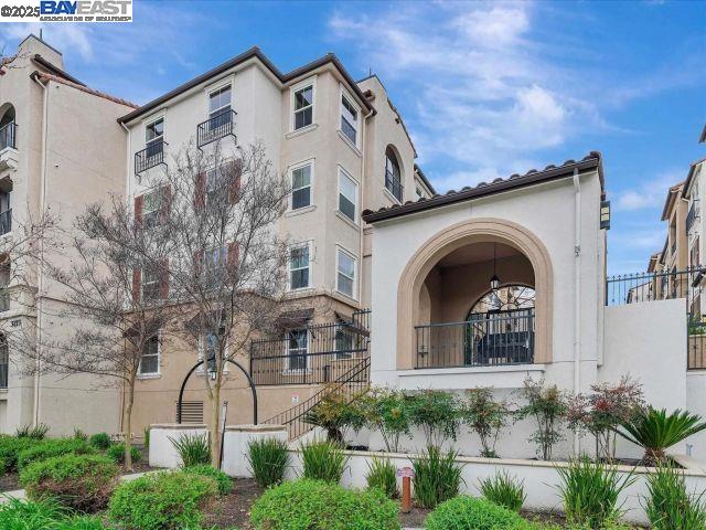 Detail Gallery Image 31 of 54 For 3275 Dublin Blvd #408,  Dublin,  CA 94568 - 2 Beds | 2 Baths