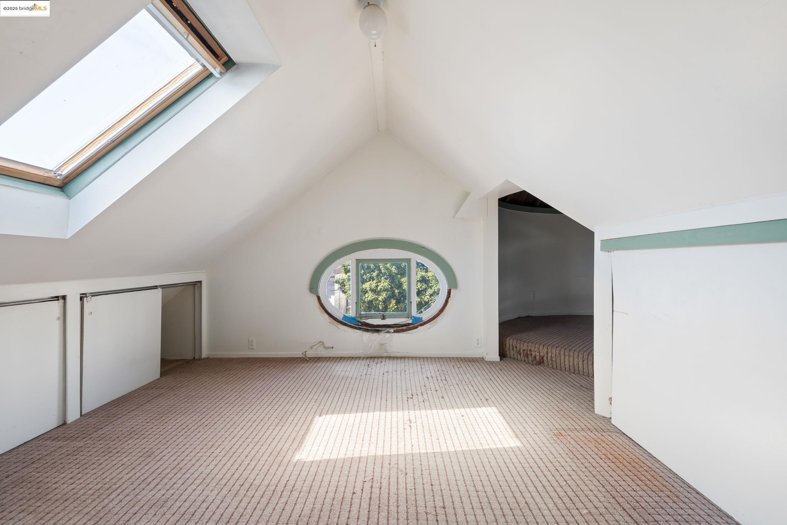 Detail Gallery Image 18 of 27 For 102 Hamilton Pl, Oakland,  CA 94612 - – Beds | – Baths