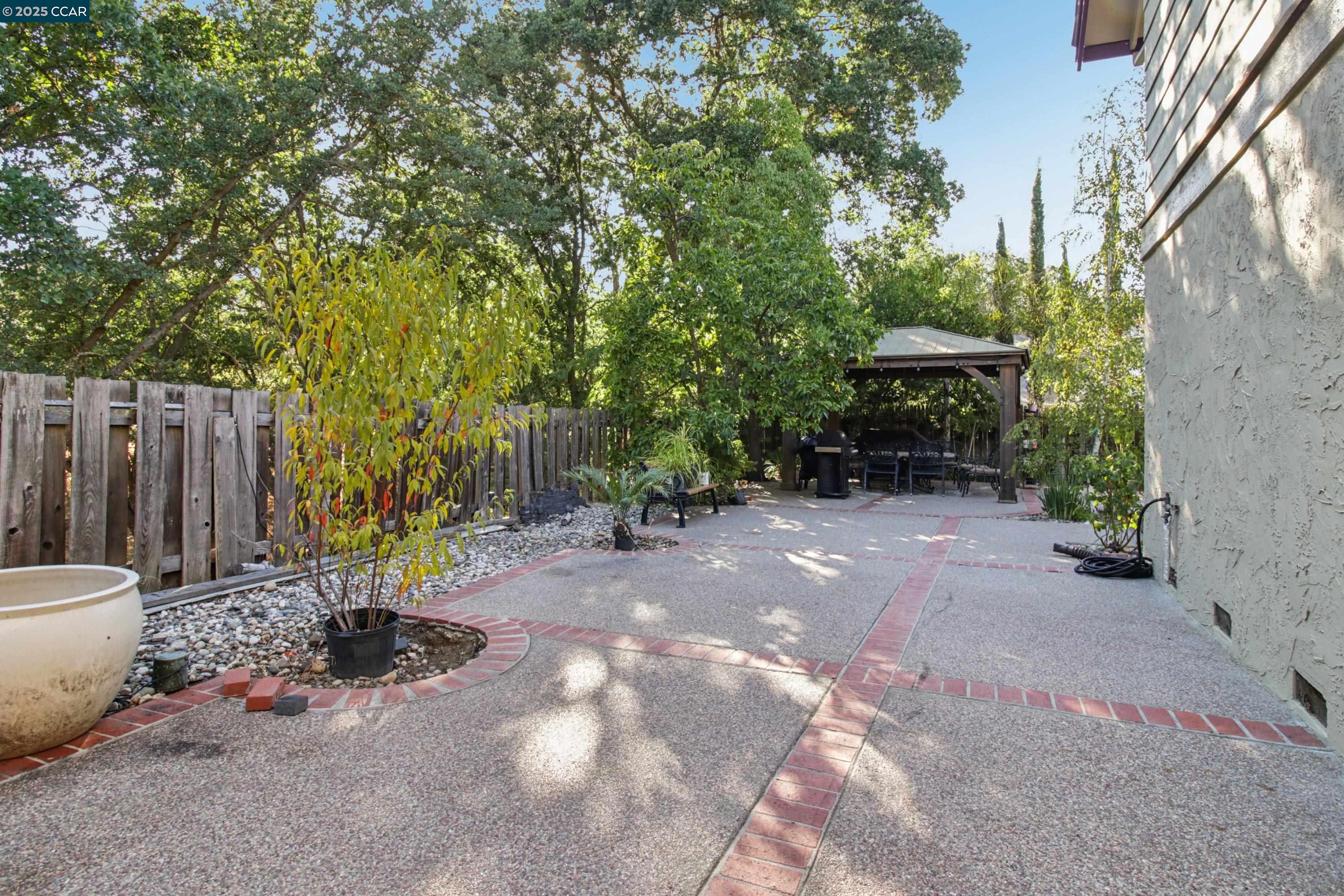 Detail Gallery Image 30 of 45 For 2409 Lavender Dr, Walnut Creek,  CA 94596 - 5 Beds | 3 Baths