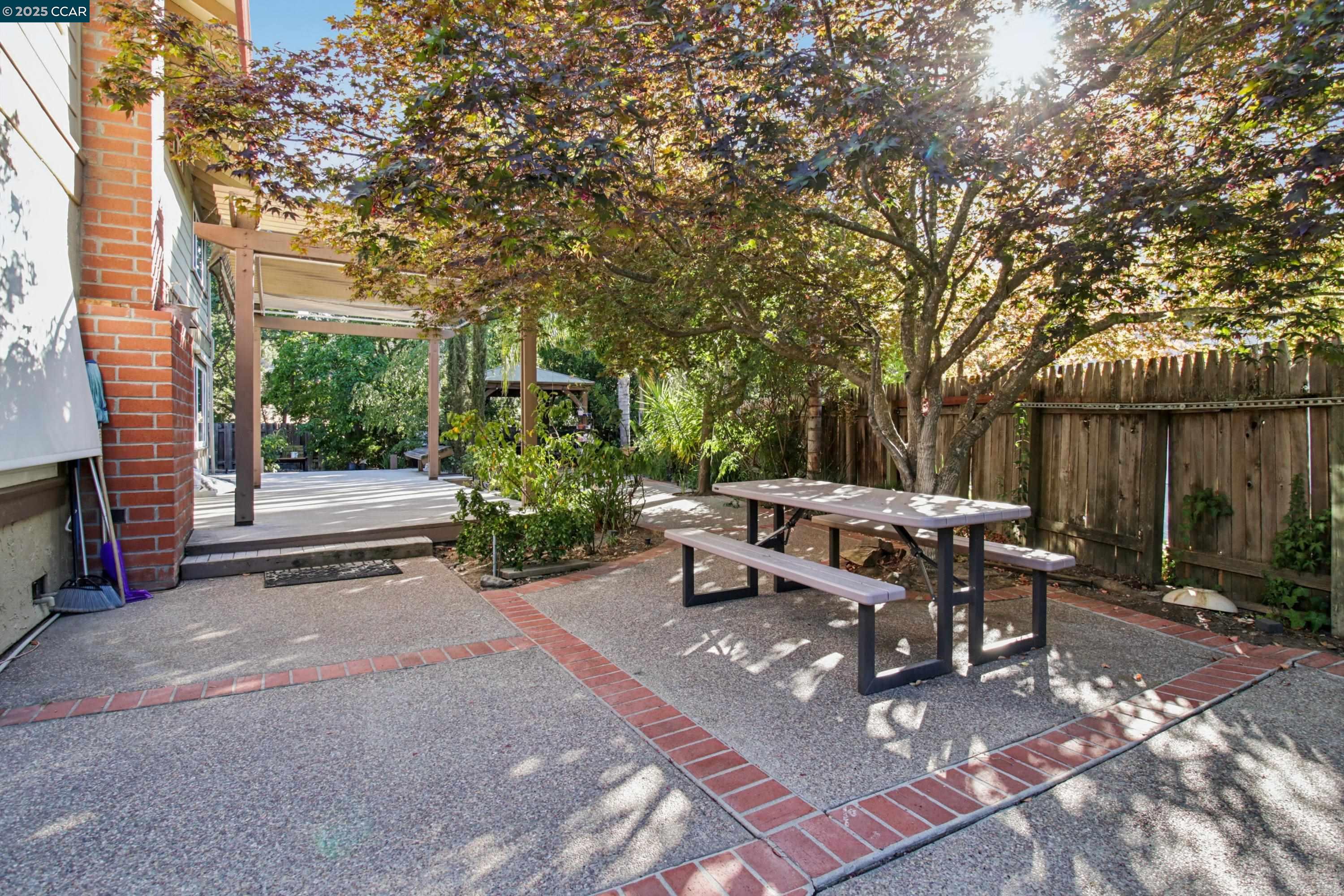 Detail Gallery Image 34 of 45 For 2409 Lavender Dr, Walnut Creek,  CA 94596 - 5 Beds | 3 Baths