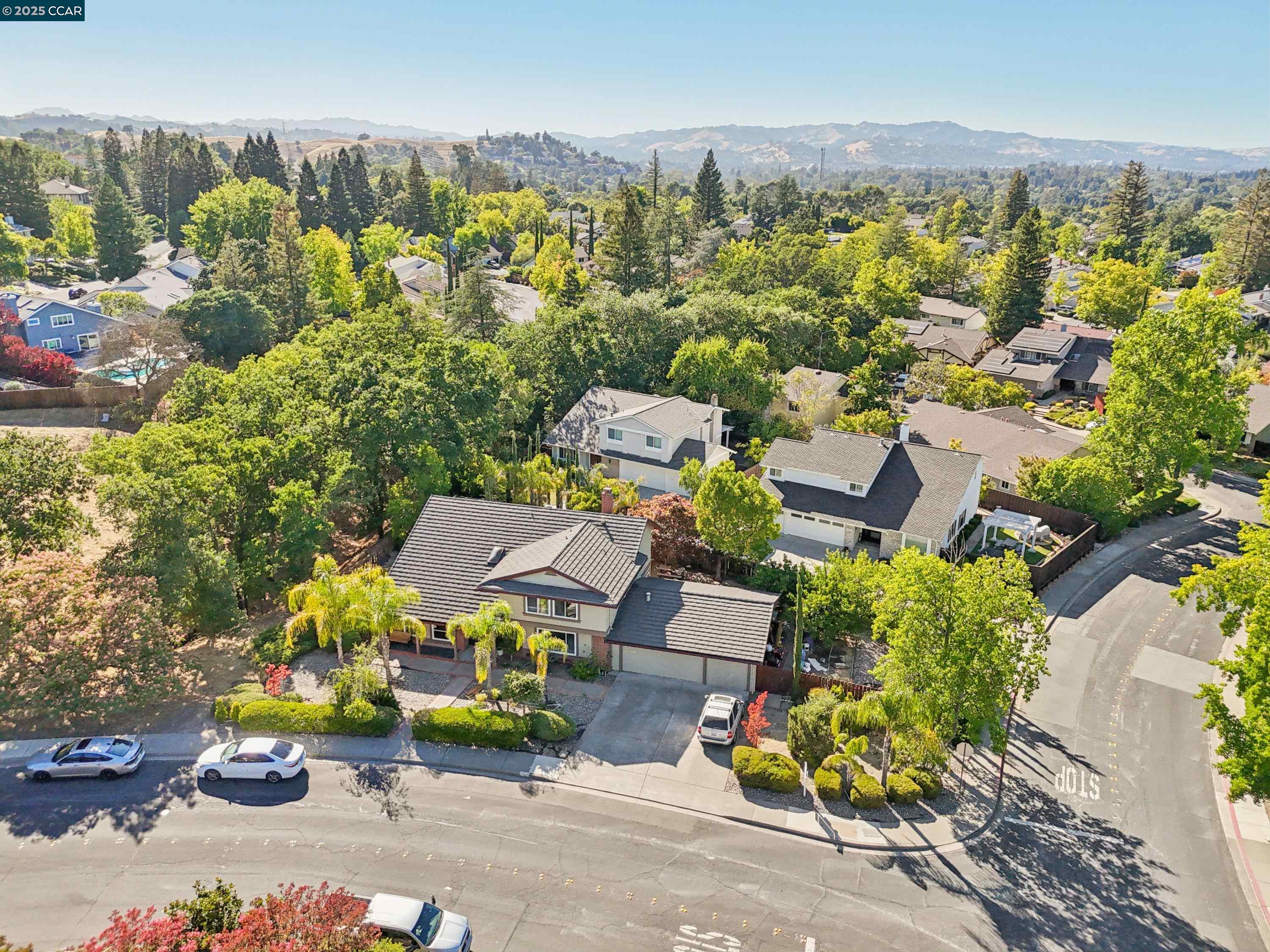 Detail Gallery Image 38 of 45 For 2409 Lavender Dr, Walnut Creek,  CA 94596 - 5 Beds | 3 Baths