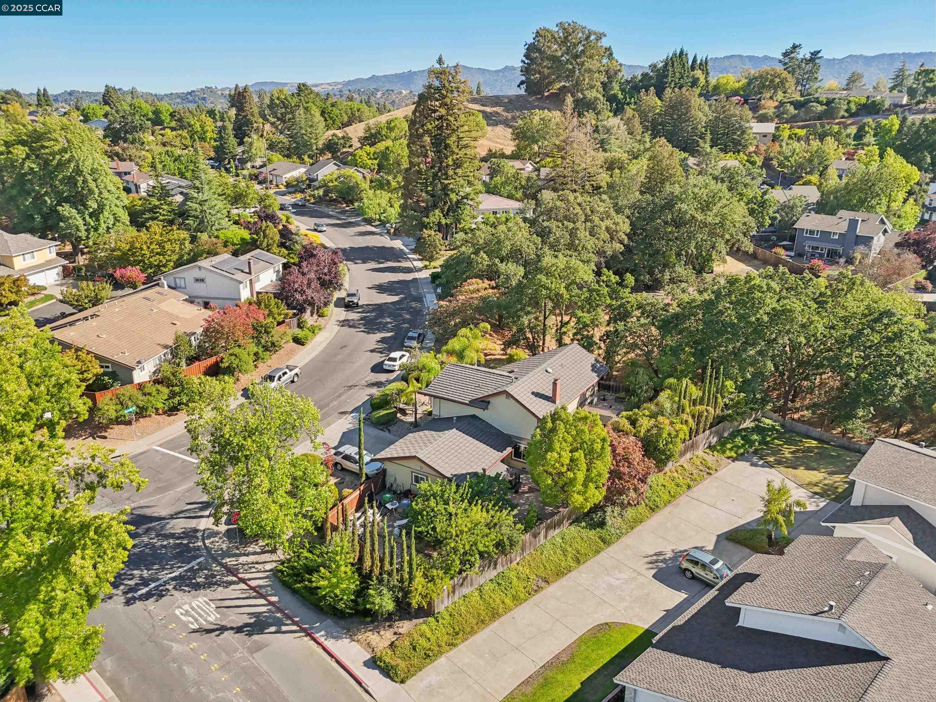 Detail Gallery Image 39 of 45 For 2409 Lavender Dr, Walnut Creek,  CA 94596 - 5 Beds | 3 Baths