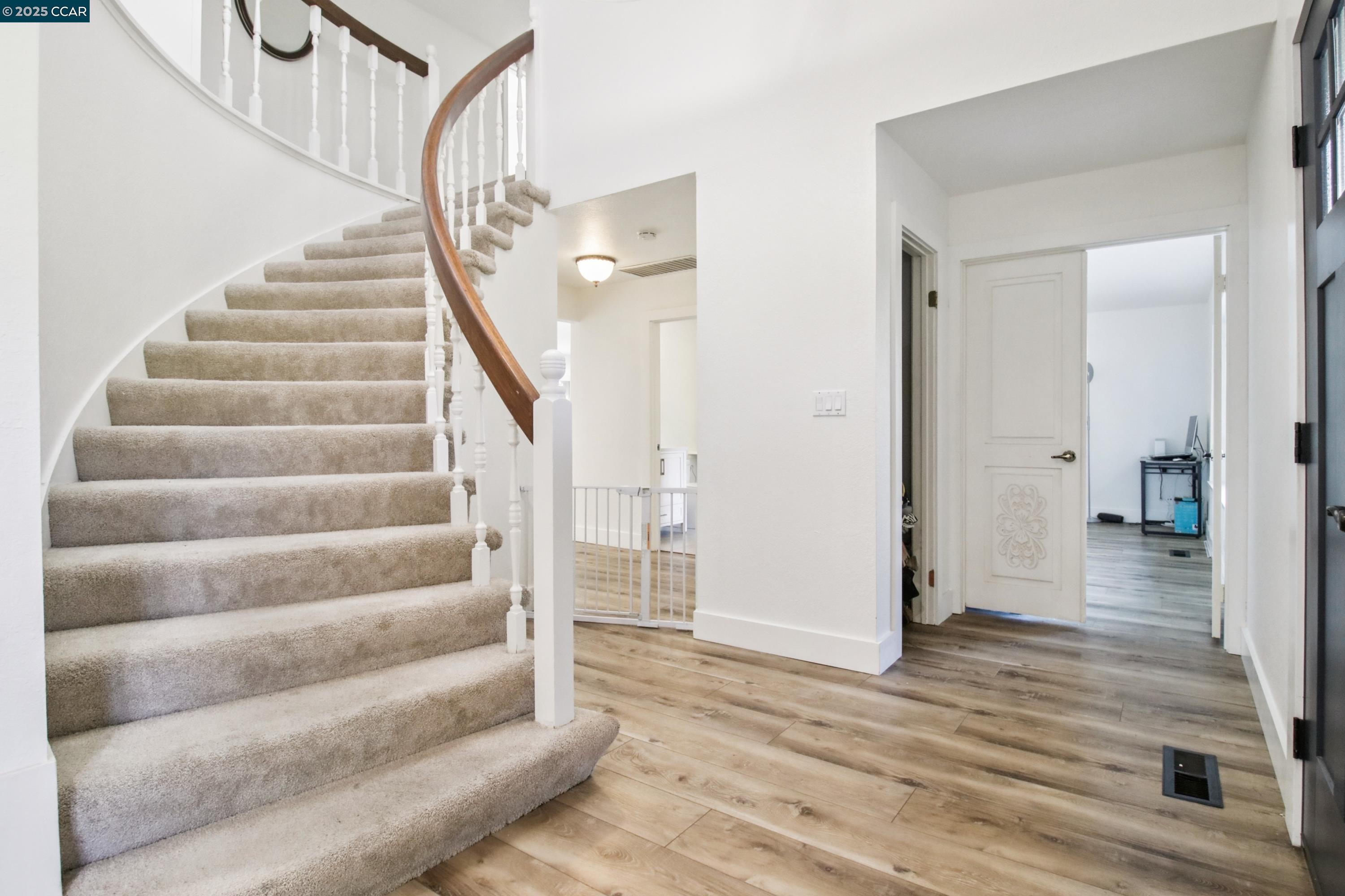 Detail Gallery Image 5 of 45 For 2409 Lavender Dr, Walnut Creek,  CA 94596 - 5 Beds | 3 Baths