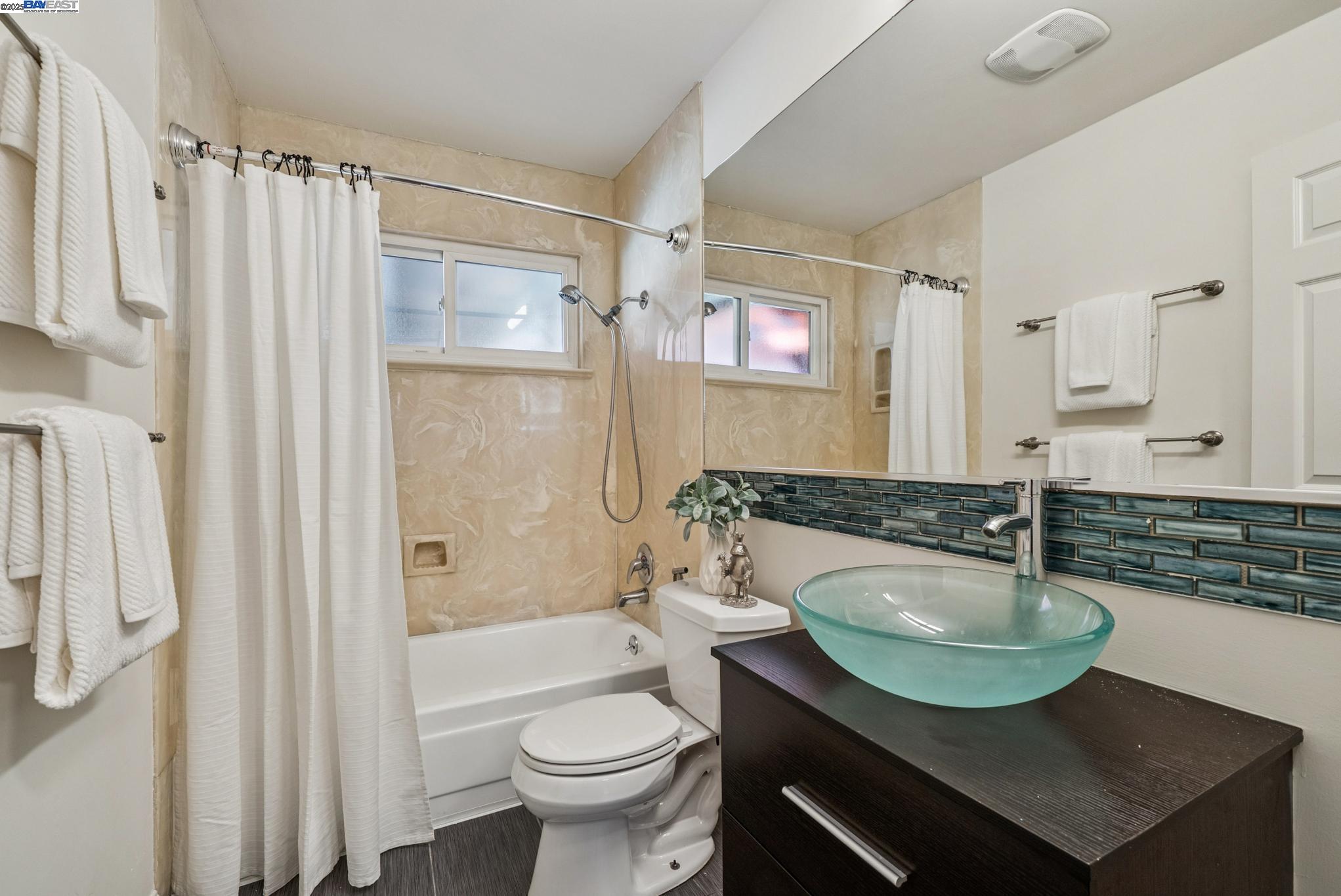 Detail Gallery Image 30 of 41 For 4661 Holland Dr, Pleasanton,  CA 94588 - 3 Beds | 2 Baths