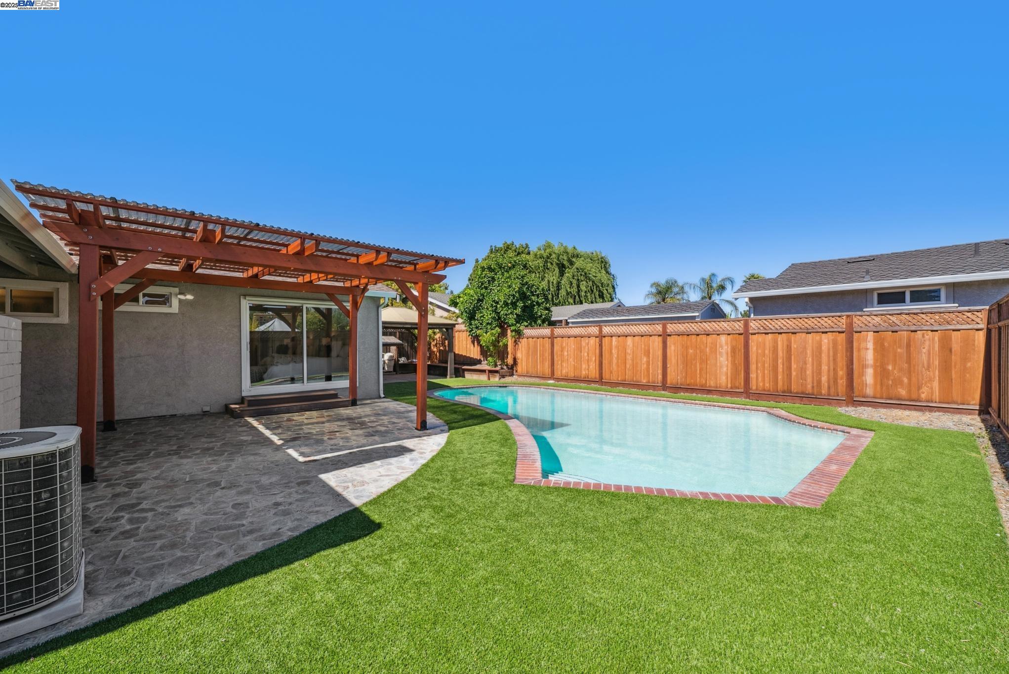 Detail Gallery Image 37 of 41 For 4661 Holland Dr, Pleasanton,  CA 94588 - 3 Beds | 2 Baths
