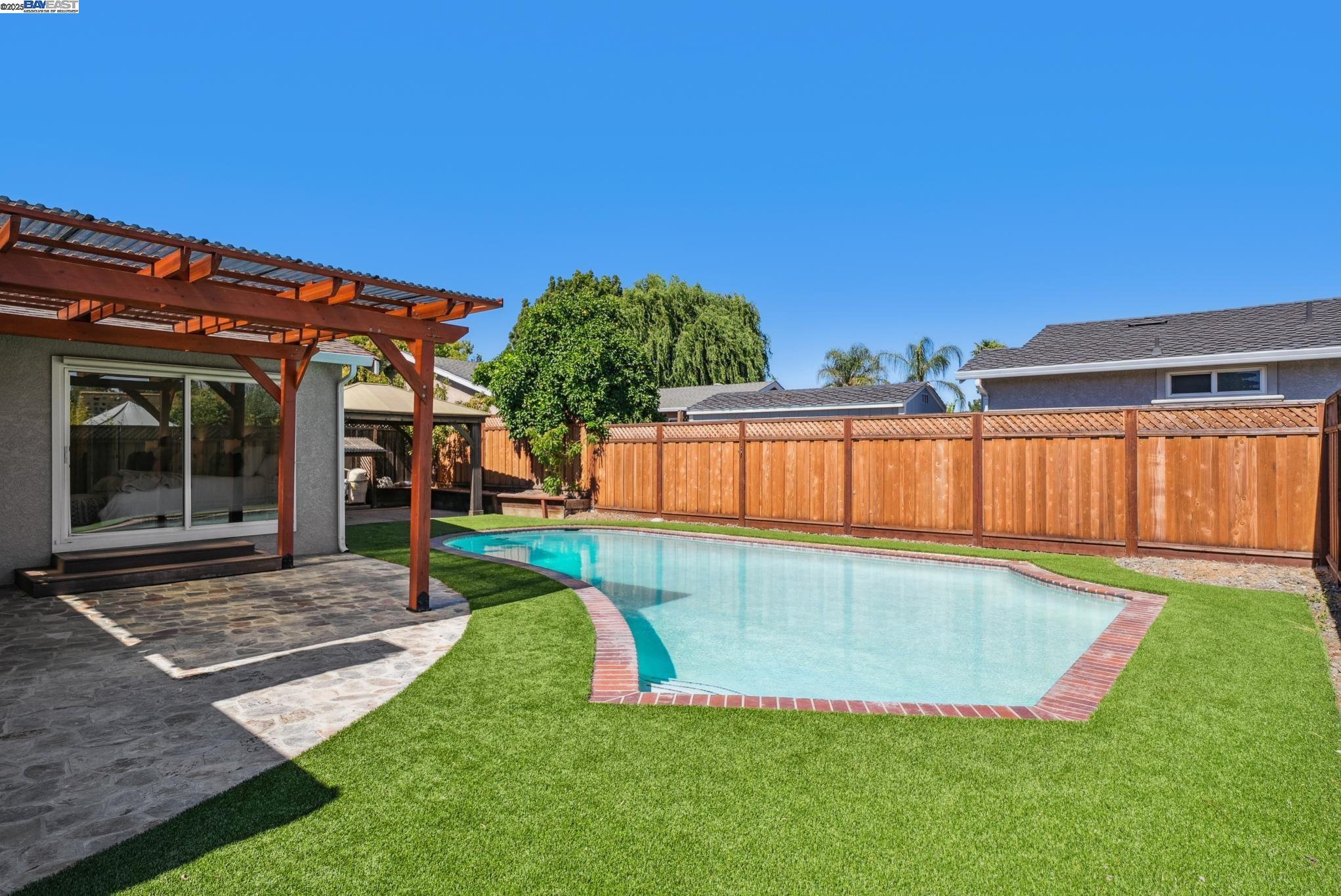 Detail Gallery Image 40 of 41 For 4661 Holland Dr, Pleasanton,  CA 94588 - 3 Beds | 2 Baths