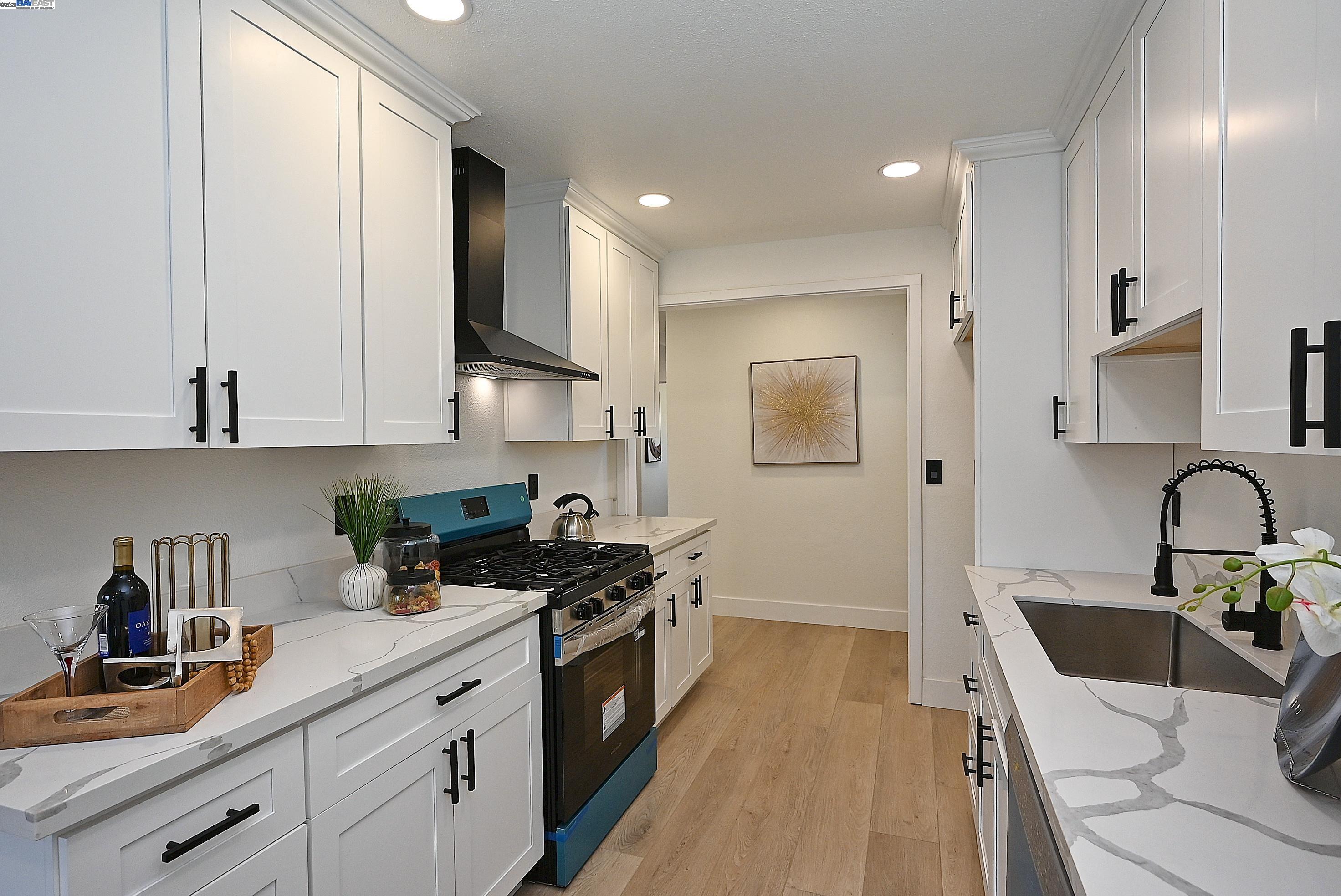 Detail Gallery Image 16 of 45 For 342 Clarke Ave, Livermore,  CA 94551 - 3 Beds | 2 Baths