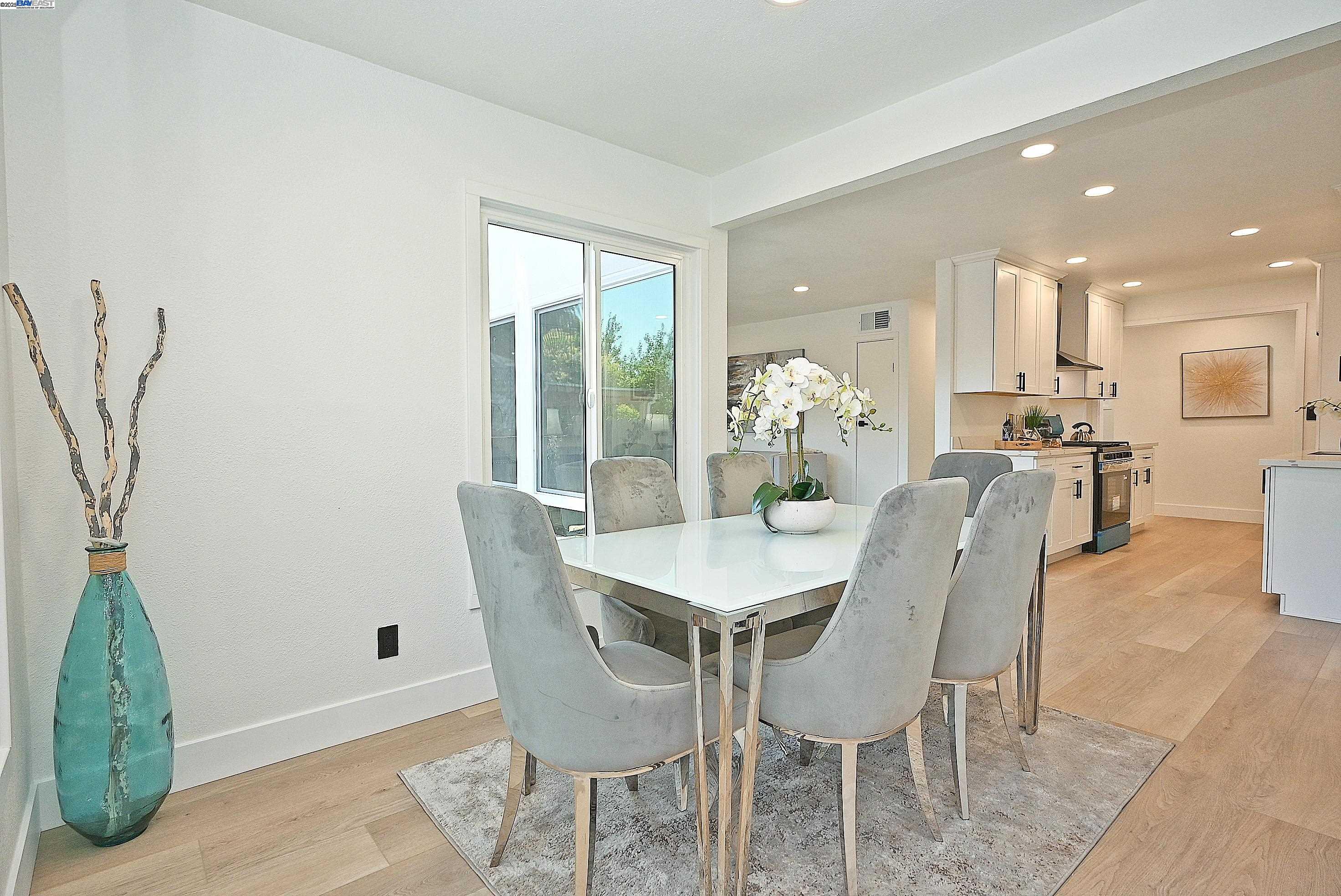 Detail Gallery Image 19 of 45 For 342 Clarke Ave, Livermore,  CA 94551 - 3 Beds | 2 Baths