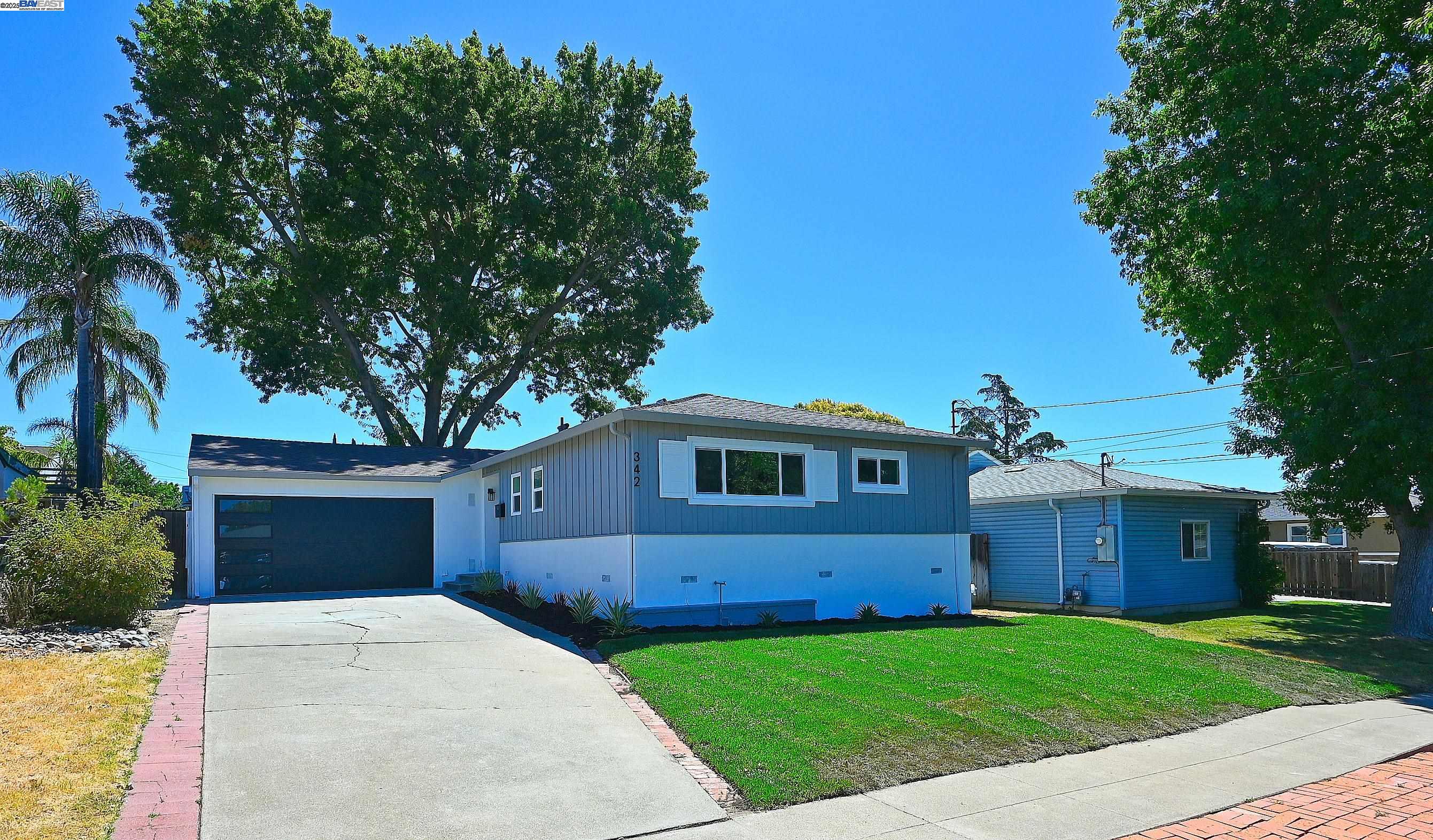 Detail Gallery Image 5 of 45 For 342 Clarke Ave, Livermore,  CA 94551 - 3 Beds | 2 Baths