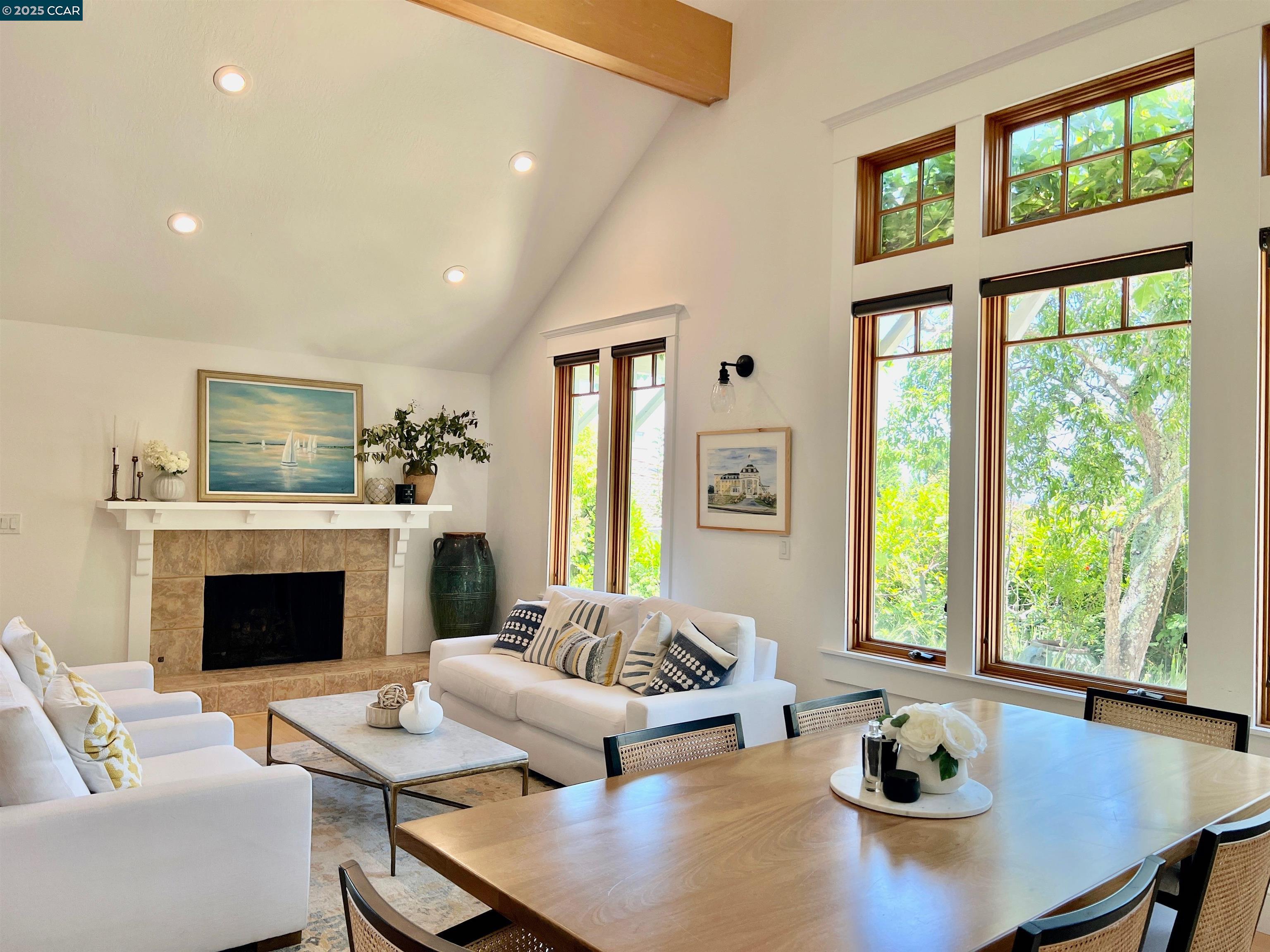 Detail Gallery Image 3 of 12 For 53 Knickerbocker Ln, Orinda,  CA 94563 - 4 Beds | 3 Baths