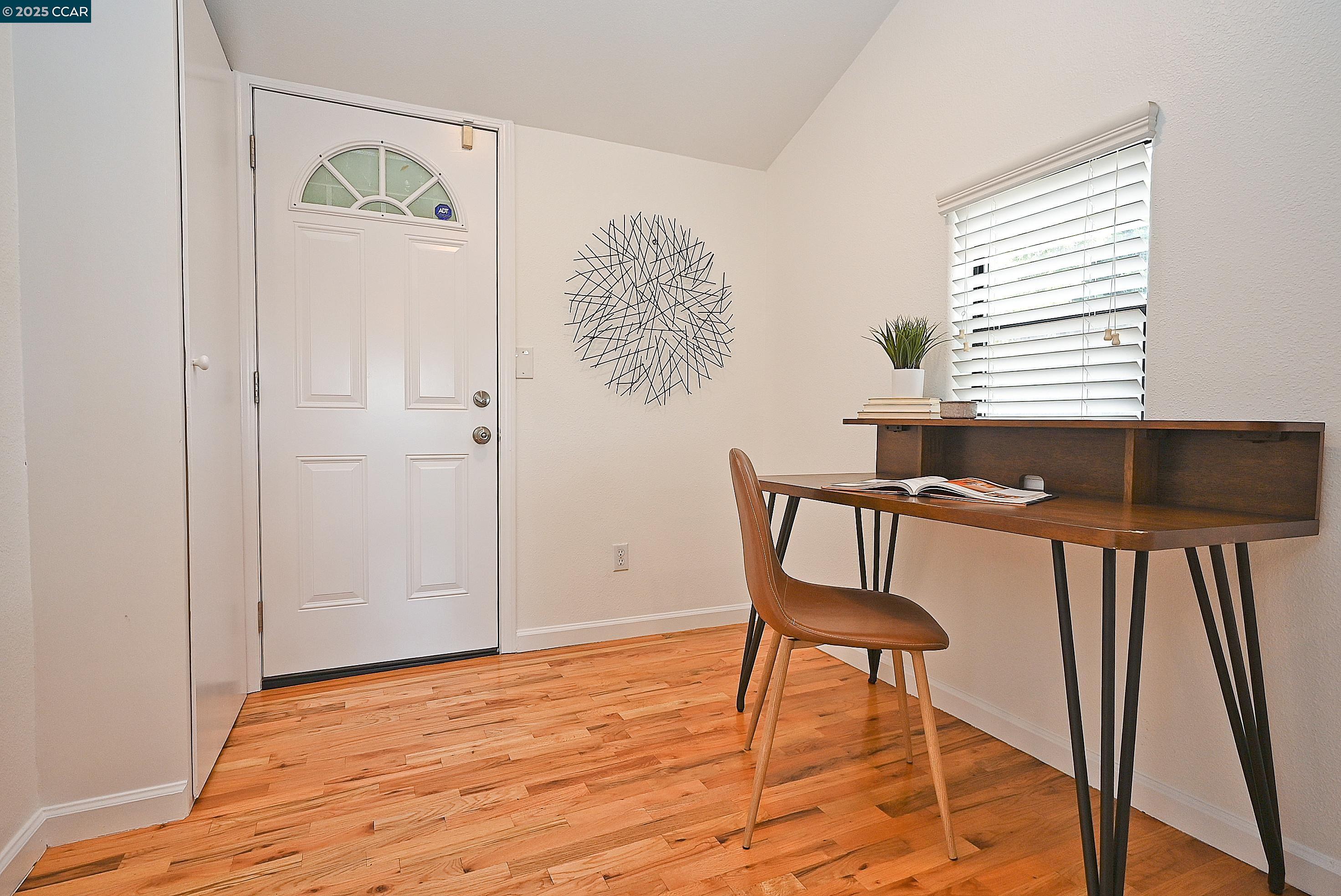 Detail Gallery Image 24 of 50 For 7548 Altura Place, Oakland,  CA 94605 - 3 Beds | 3 Baths