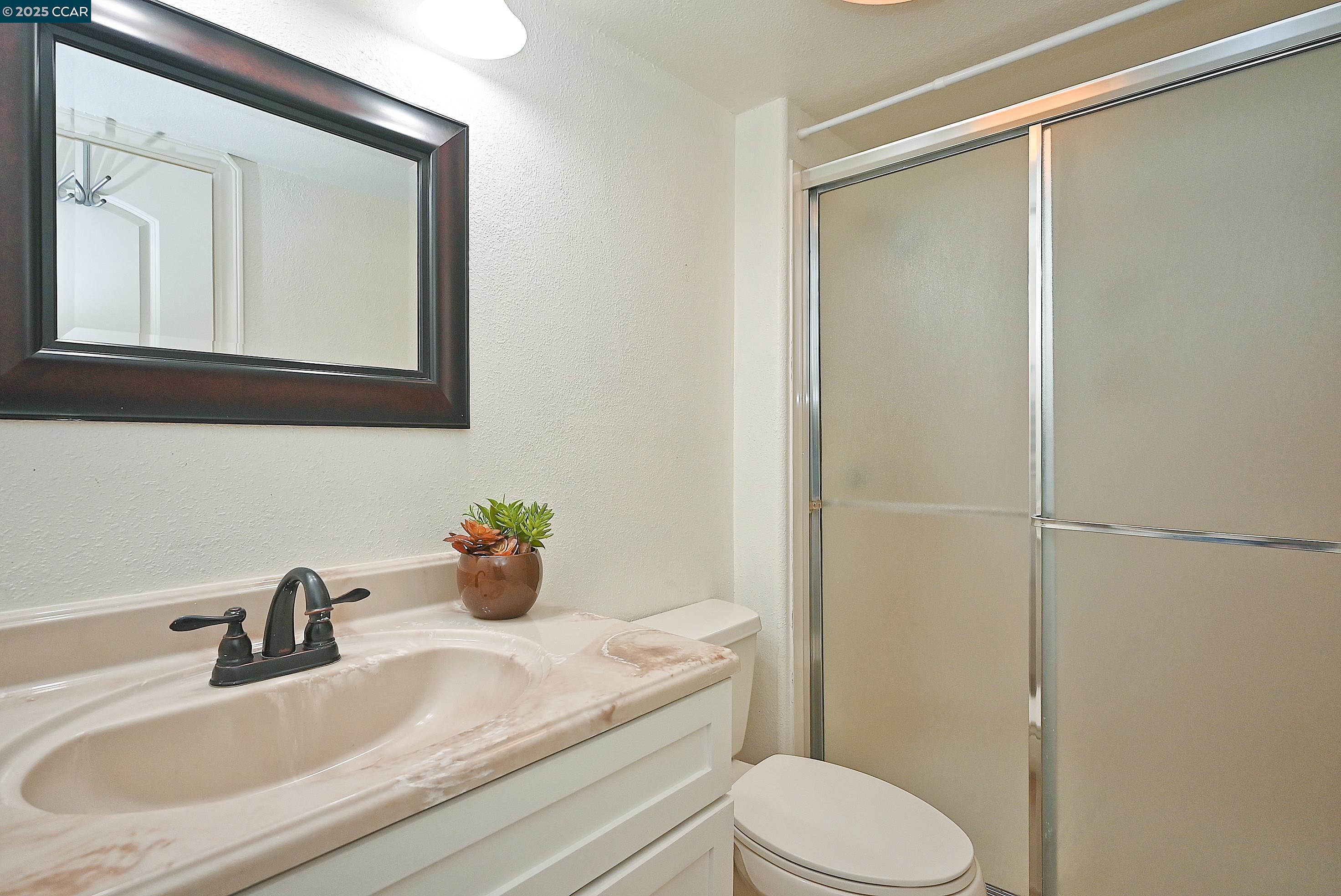 Detail Gallery Image 34 of 50 For 7548 Altura Place, Oakland,  CA 94605 - 3 Beds | 3 Baths