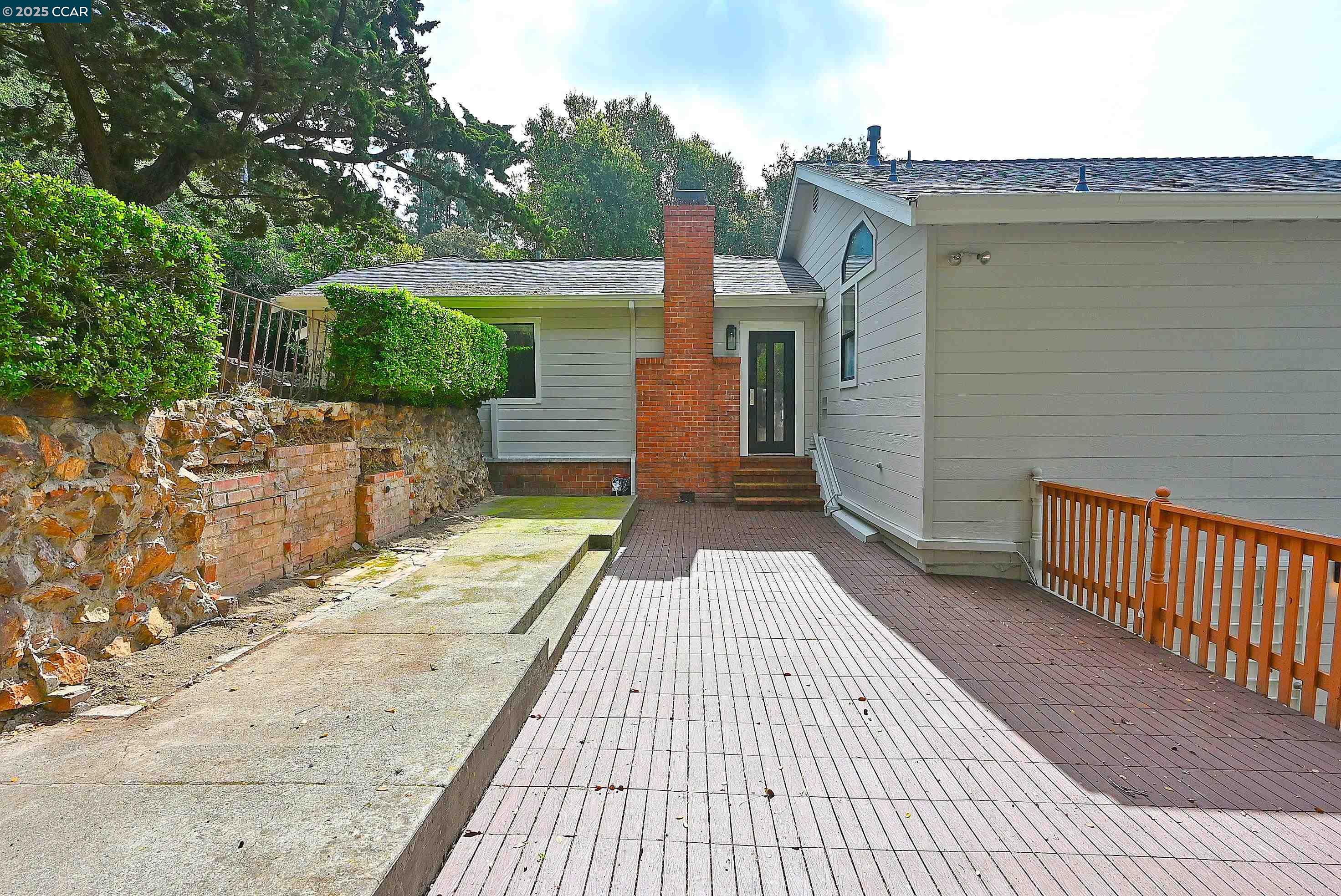 Detail Gallery Image 37 of 50 For 7548 Altura Place, Oakland,  CA 94605 - 3 Beds | 3 Baths