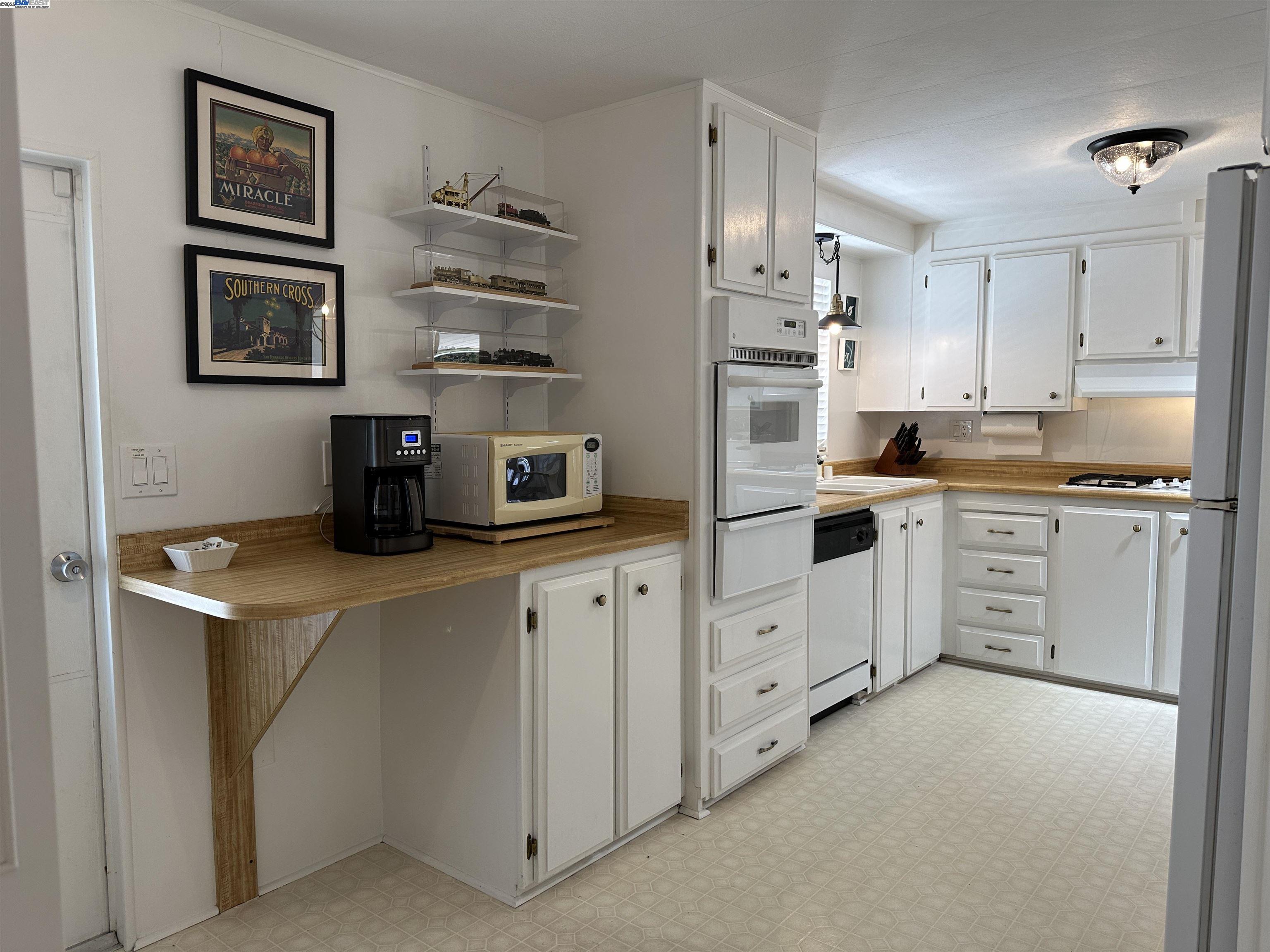 Detail Gallery Image 17 of 42 For 711 Old Canyon Rd. #154,  Fremont,  CA 94538 - 2 Beds | 2 Baths