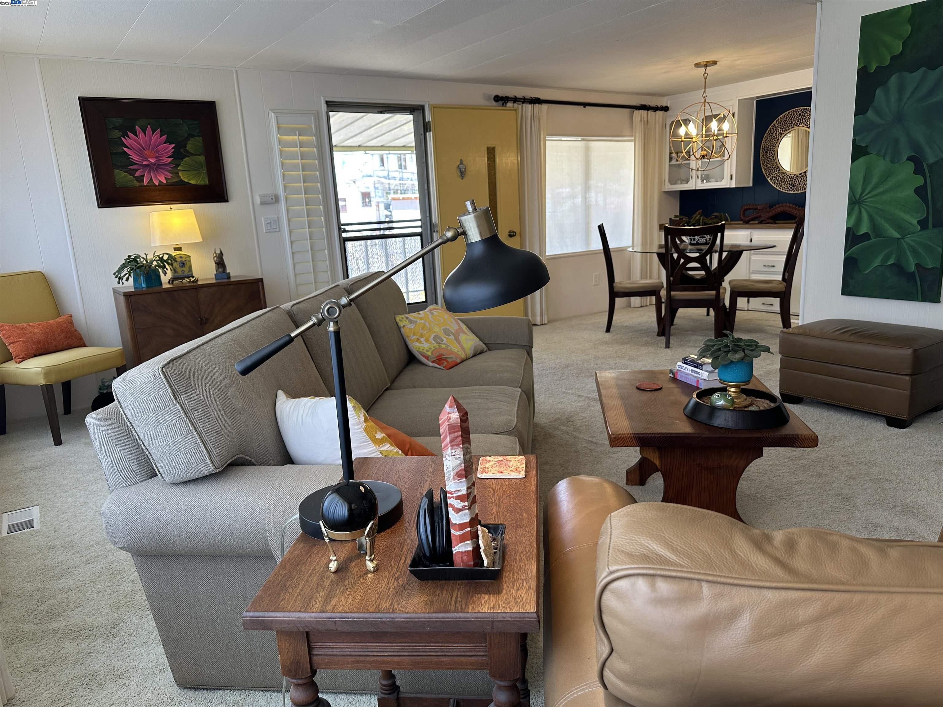 Detail Gallery Image 6 of 42 For 711 Old Canyon Rd. #154,  Fremont,  CA 94538 - 2 Beds | 2 Baths