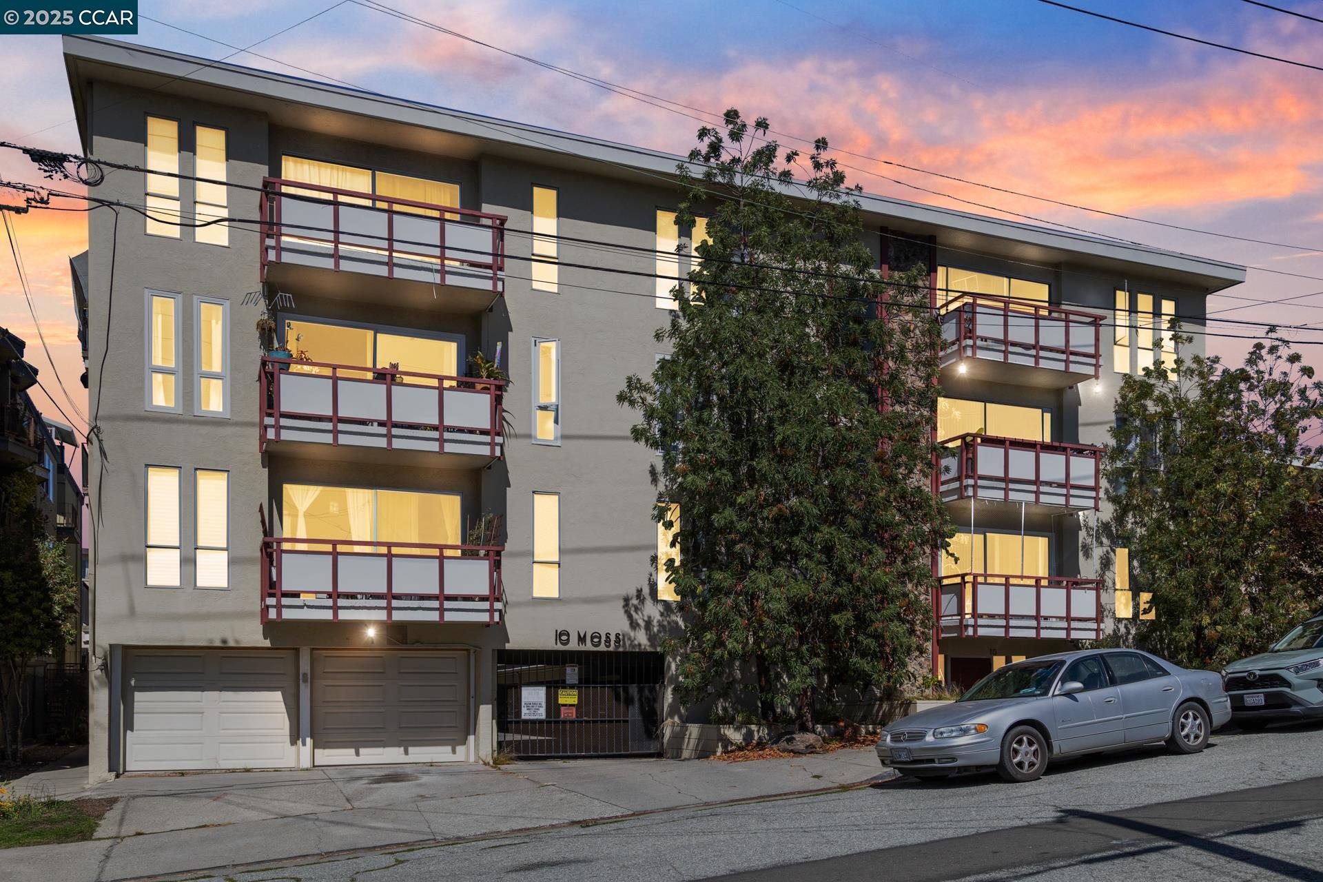 Browse active condo listings in ROSE GARDEN
