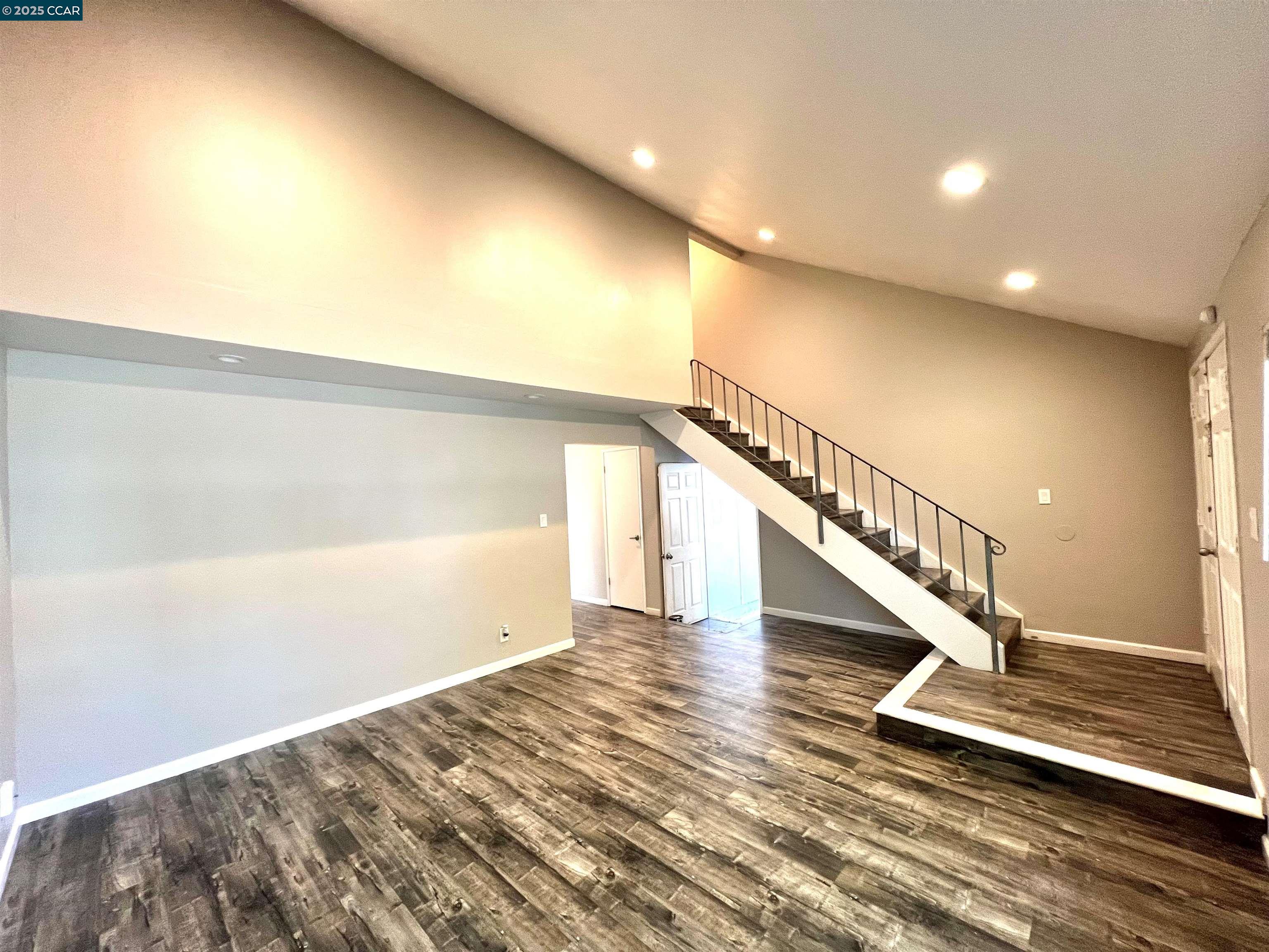 Detail Gallery Image 5 of 21 For 3325 G St, Antioch,  CA 94509 - 4 Beds | 2 Baths