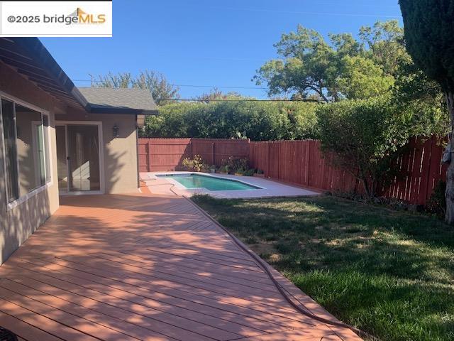 Detail Gallery Image 23 of 27 For 901 Helix Dr, Concord,  CA 94518 - 4 Beds | 2 Baths