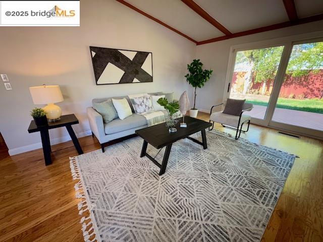 Detail Gallery Image 4 of 27 For 901 Helix Dr, Concord,  CA 94518 - 4 Beds | 2 Baths
