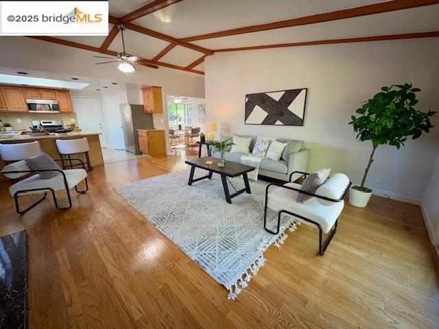 Detail Gallery Image 5 of 27 For 901 Helix Dr, Concord,  CA 94518 - 4 Beds | 2 Baths