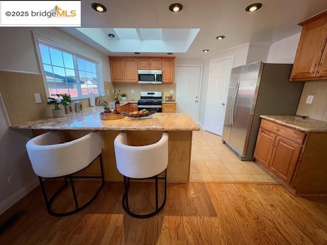 Detail Gallery Image 6 of 27 For 901 Helix Dr, Concord,  CA 94518 - 4 Beds | 2 Baths