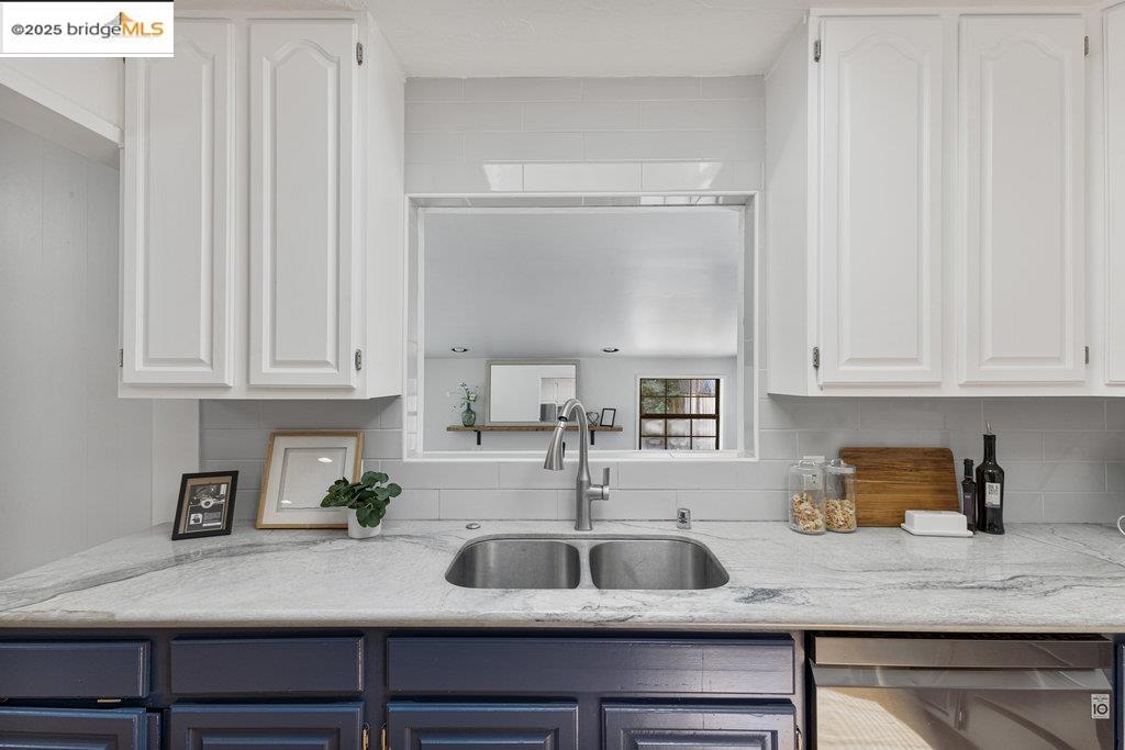 Detail Gallery Image 16 of 58 For 615 Manuel Dr, Novato,  CA 94945 - 4 Beds | 2 Baths