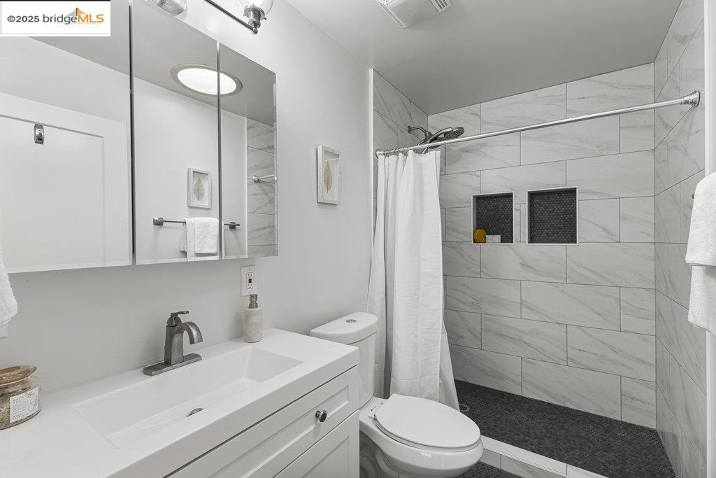 Detail Gallery Image 31 of 58 For 615 Manuel Dr, Novato,  CA 94945 - 4 Beds | 2 Baths