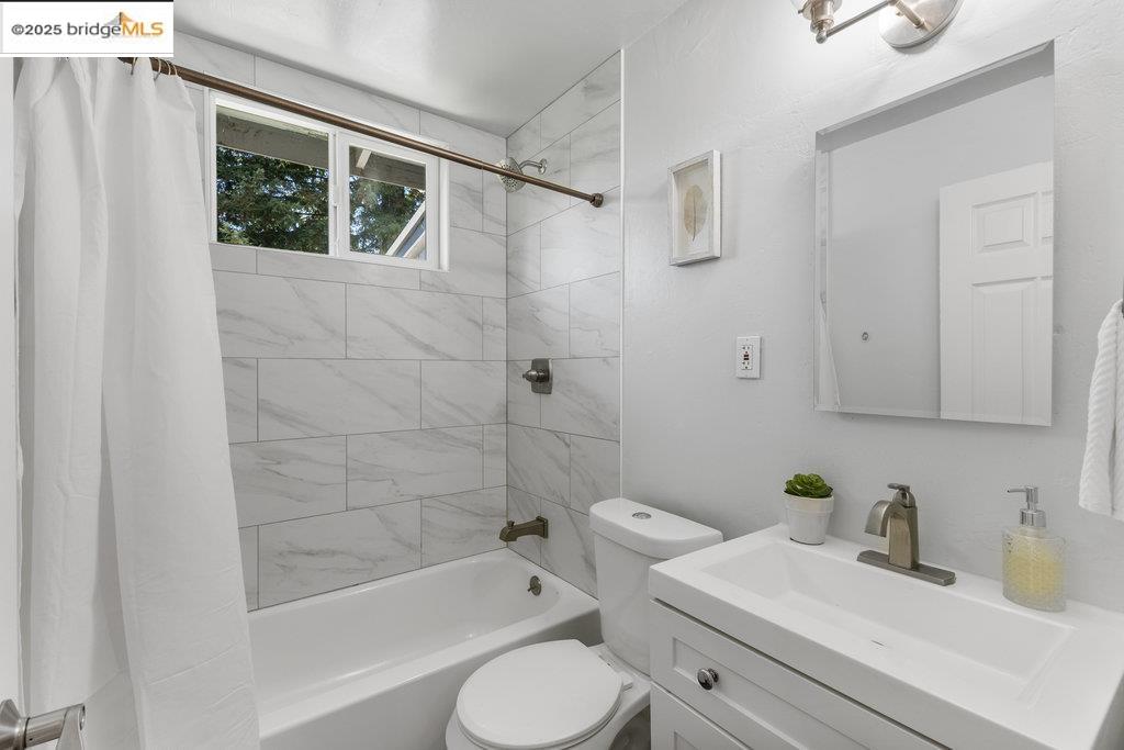 Detail Gallery Image 35 of 58 For 615 Manuel Dr, Novato,  CA 94945 - 4 Beds | 2 Baths
