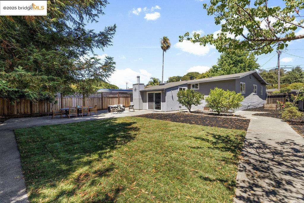 Detail Gallery Image 46 of 58 For 615 Manuel Dr, Novato,  CA 94945 - 4 Beds | 2 Baths