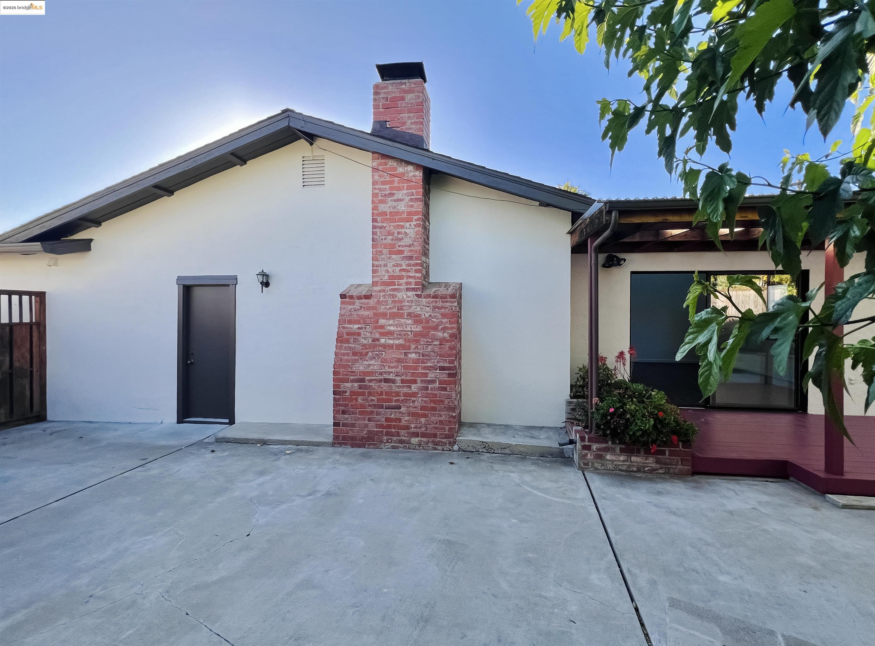 Detail Gallery Image 6 of 32 For 5341 Audubon Park Ct, Fremont,  CA 94538 - 3 Beds | 2 Baths