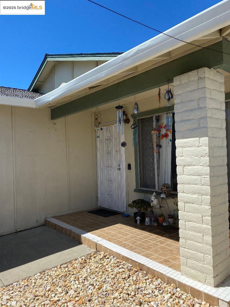Detail Gallery Image 19 of 26 For 137 El Dorado Dr, Pittsburg,  CA 94565 - – Beds | – Baths