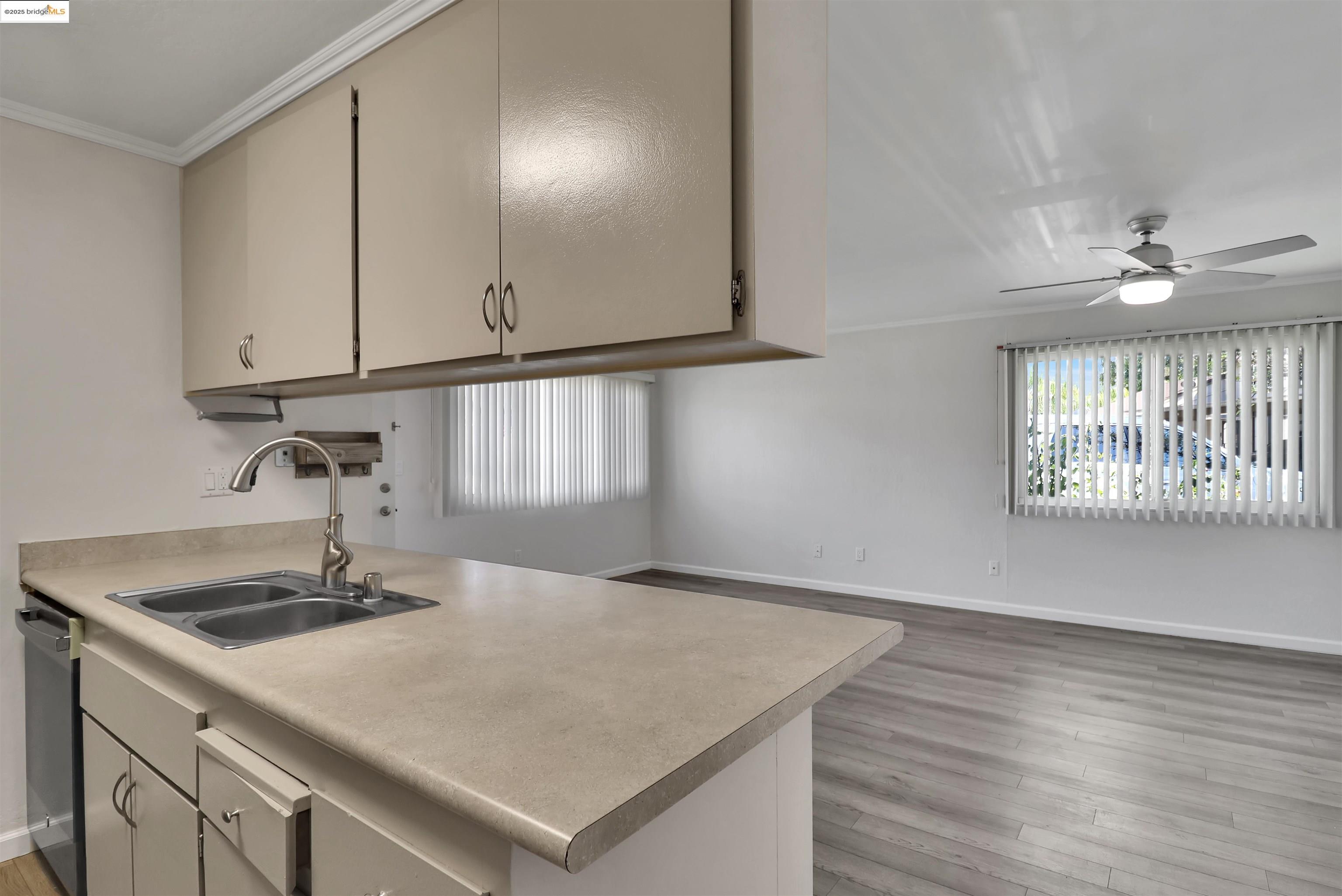 Photo #9: 41107234 Listing: Photo #9