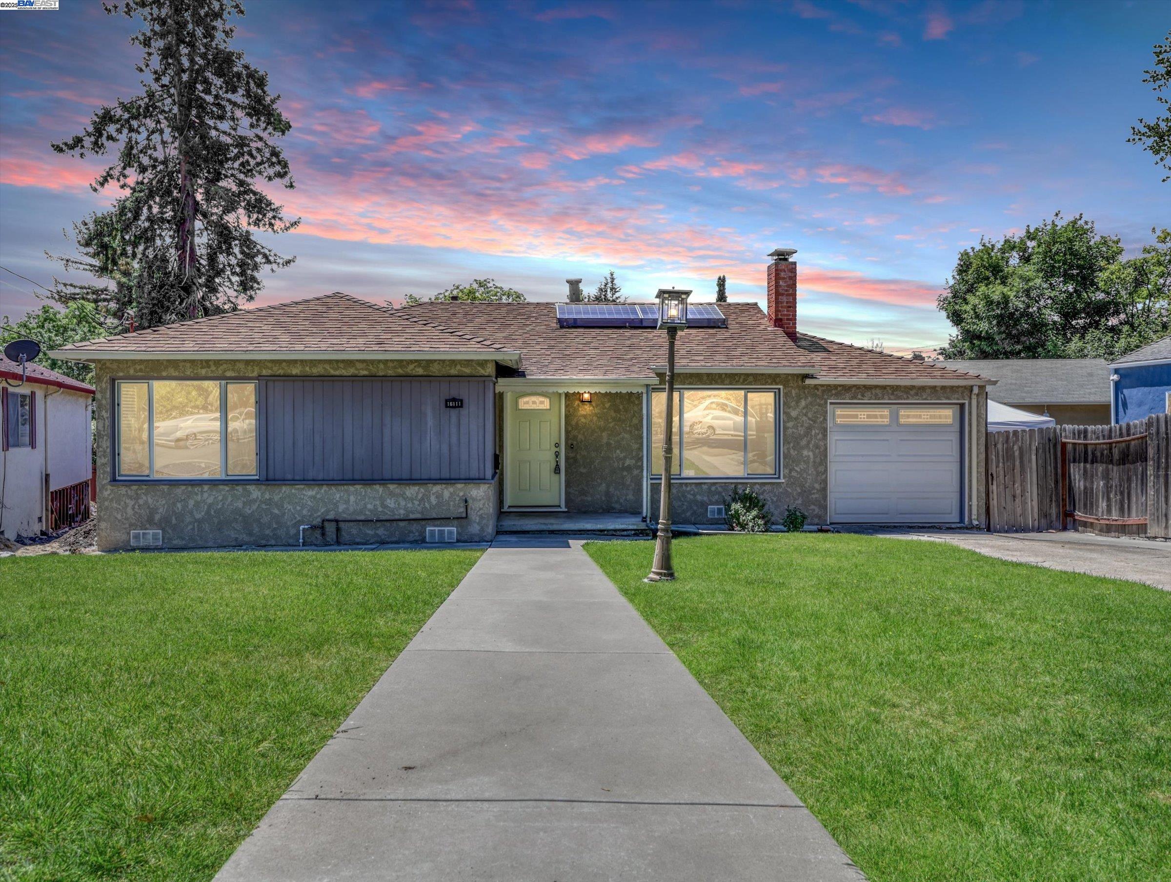 Detail Gallery Image 2 of 41 For 16111 Berkshire Dr, San Leandro,  CA 94578 - 2 Beds | 1 Baths