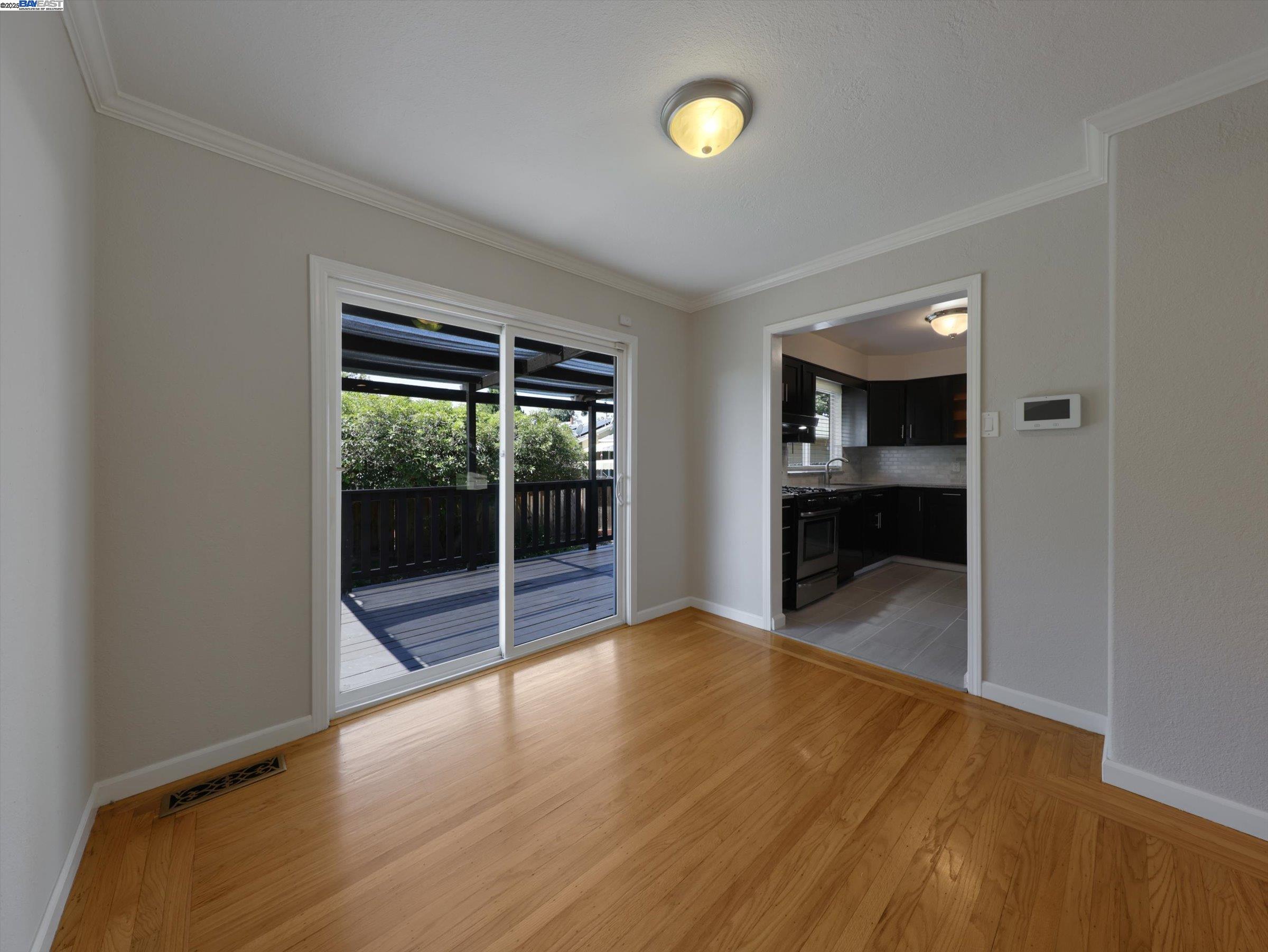 Detail Gallery Image 11 of 41 For 16111 Berkshire Dr, San Leandro,  CA 94578 - 2 Beds | 1 Baths